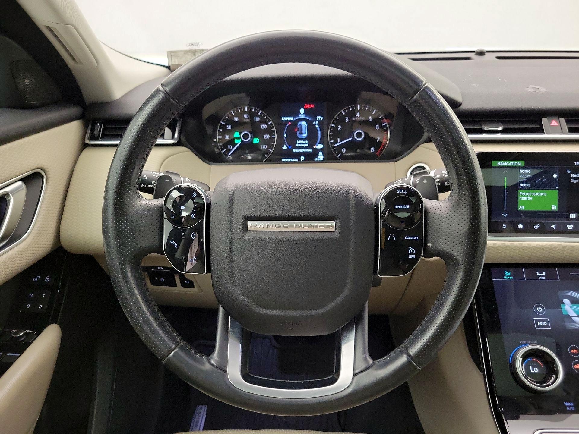 Thumbnail: 2018 Land Rover Range Rover Velar - 10