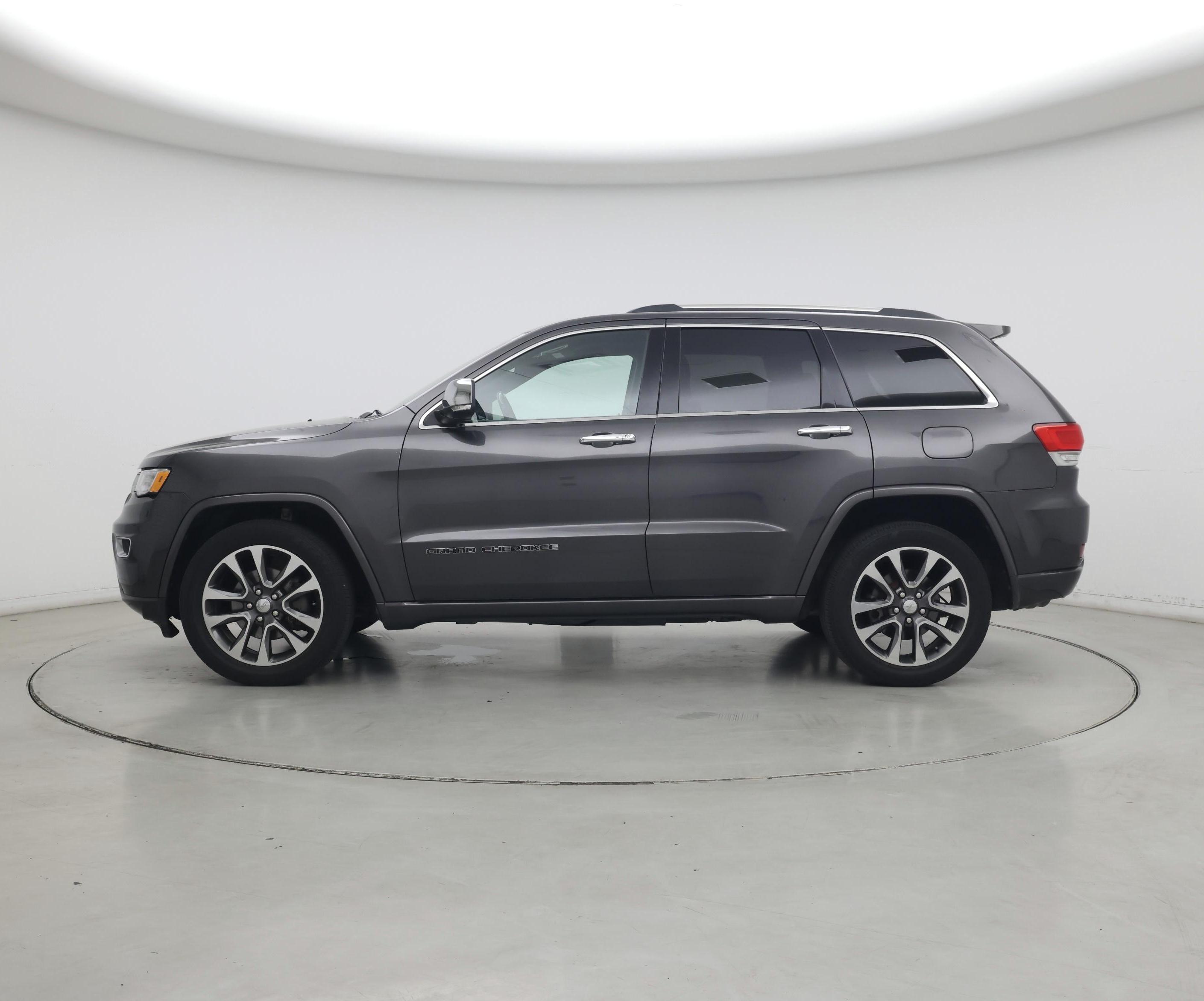 Thumbnail: 2017 Jeep Grand Cherokee - 3