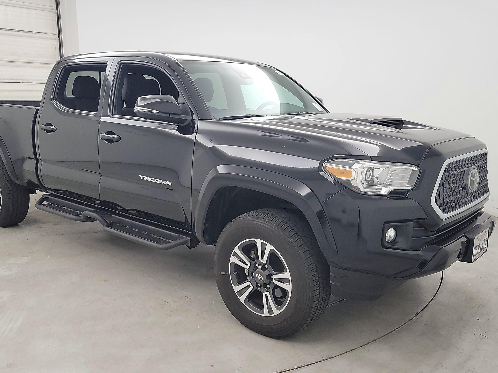 Thumbnail: 2019 Toyota Tacoma - 1