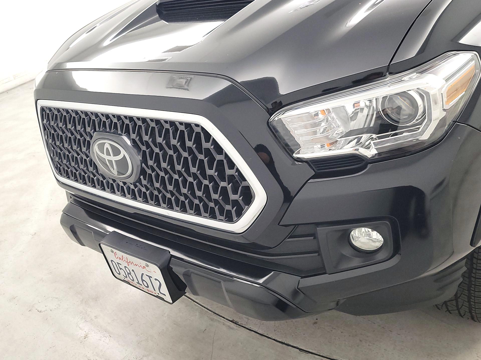 Thumbnail: 2019 Toyota Tacoma - 2