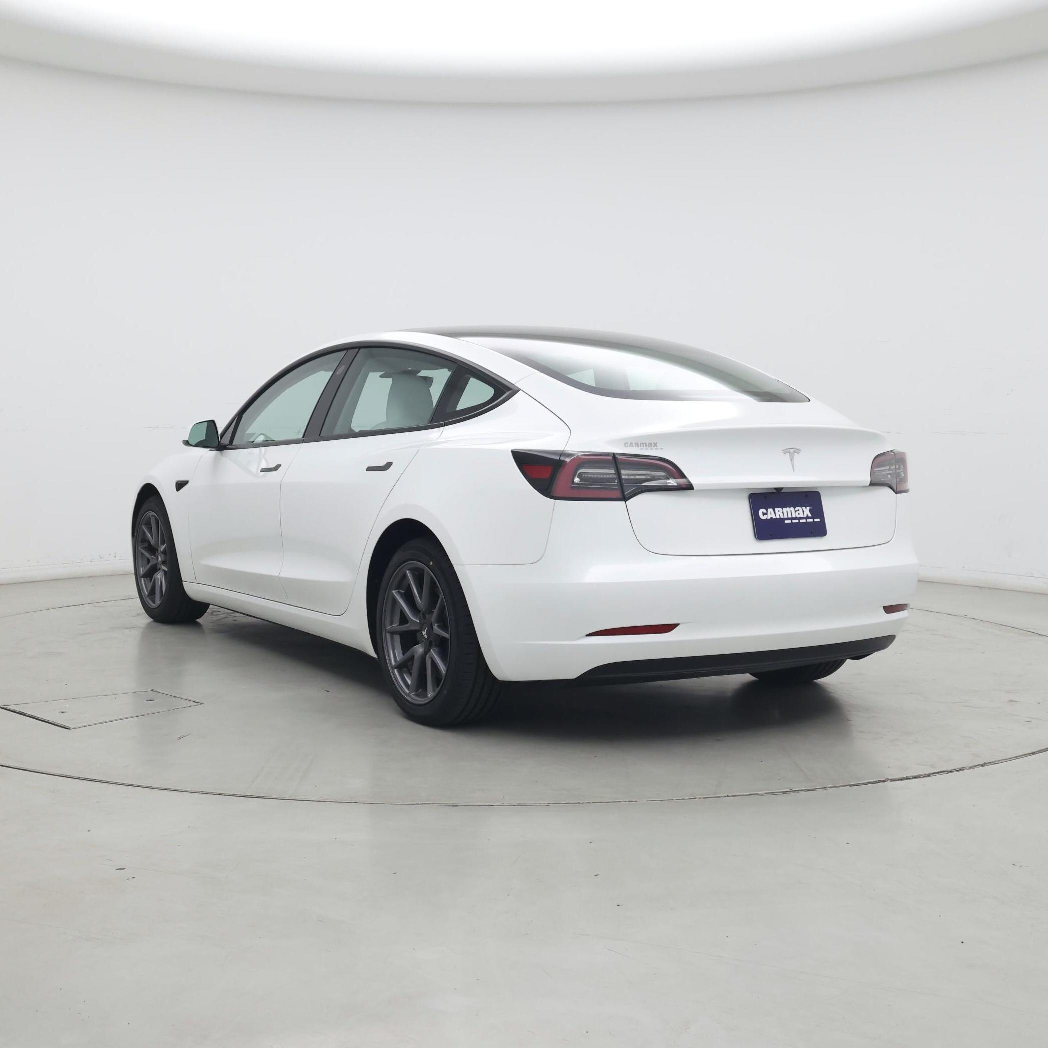 Thumbnail: 2023 Tesla Model 3 - 2