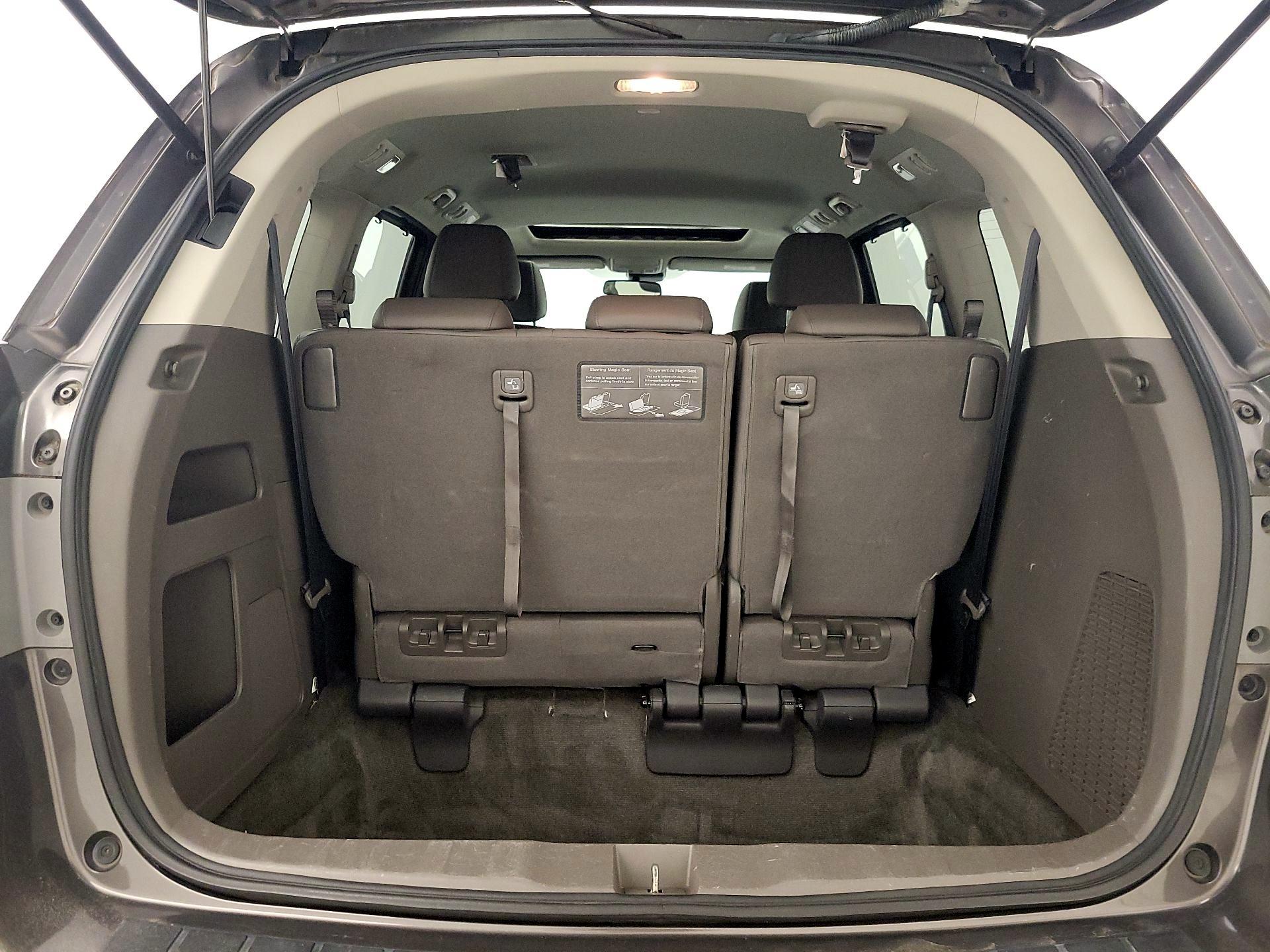 Thumbnail: 2014 Honda Odyssey - 20