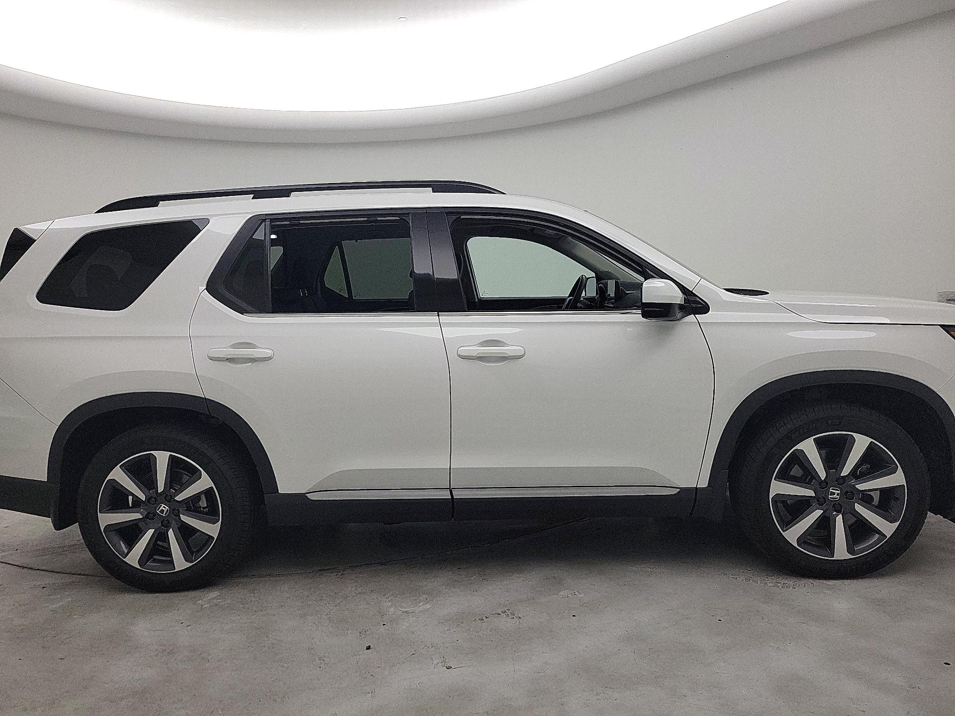 Thumbnail: 2025 Honda Pilot - 4