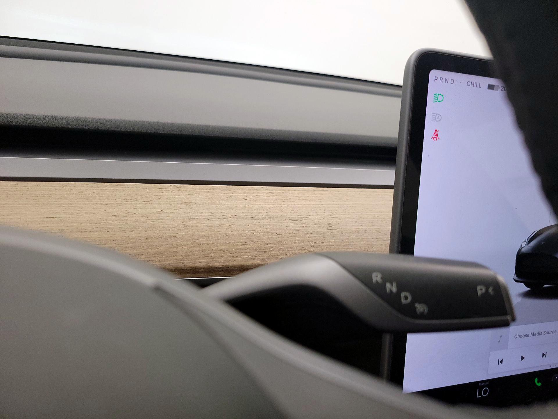 Thumbnail: 2022 Tesla Model 3 - 17