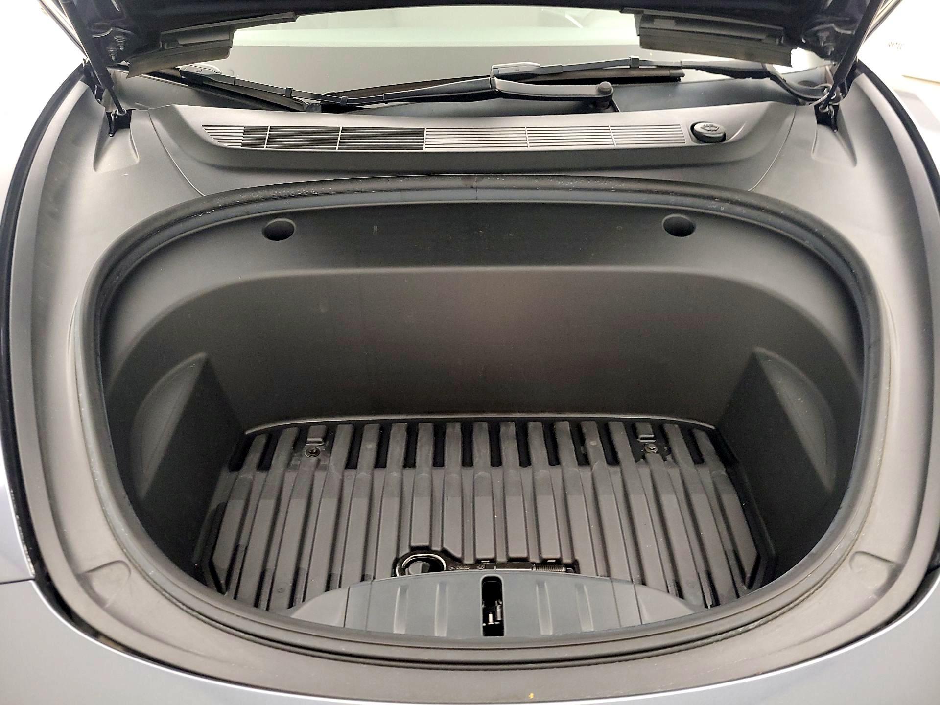 Thumbnail: 2022 Tesla Model 3 - 20