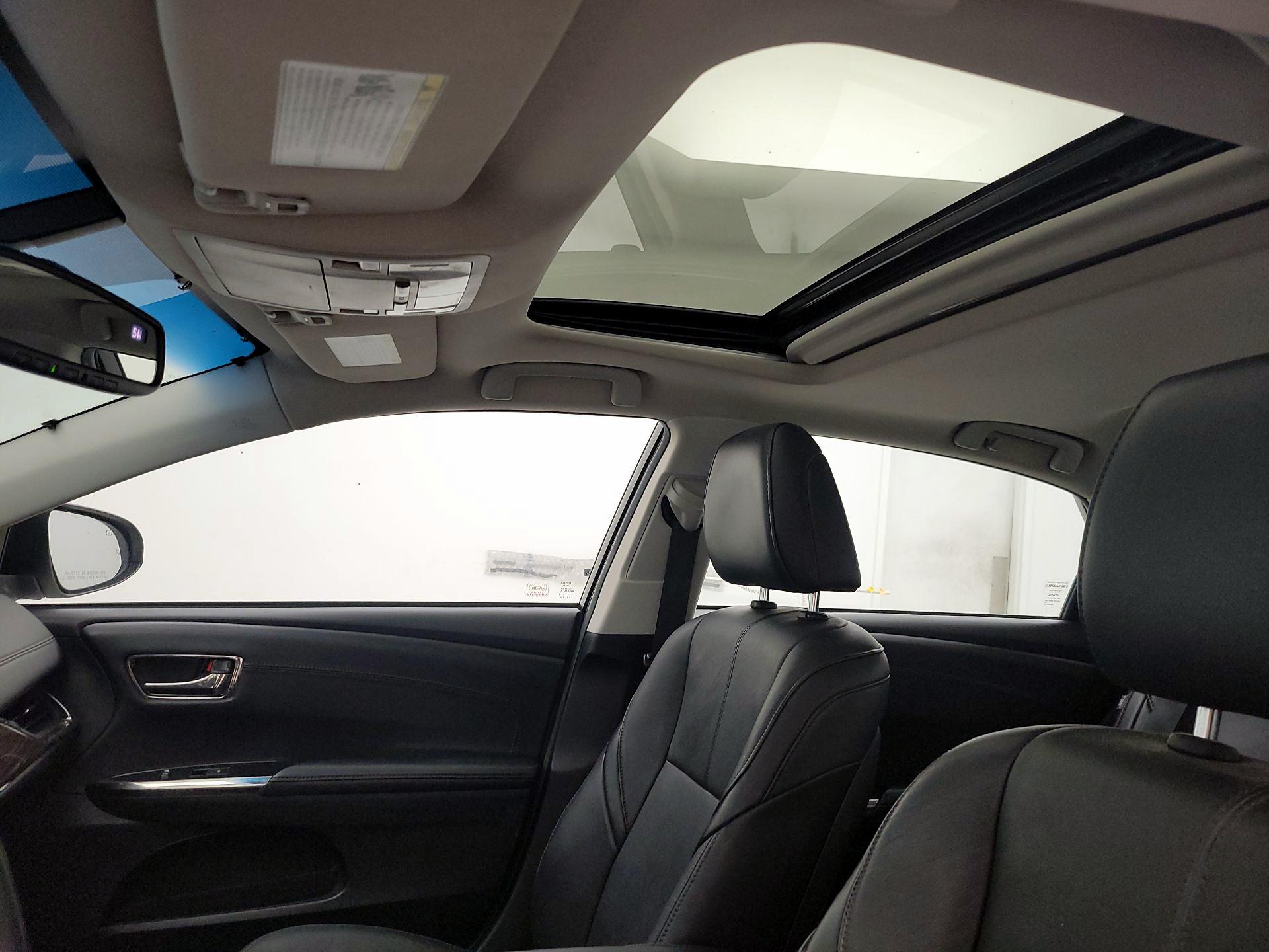 Thumbnail: 2015 Toyota Avalon - 19