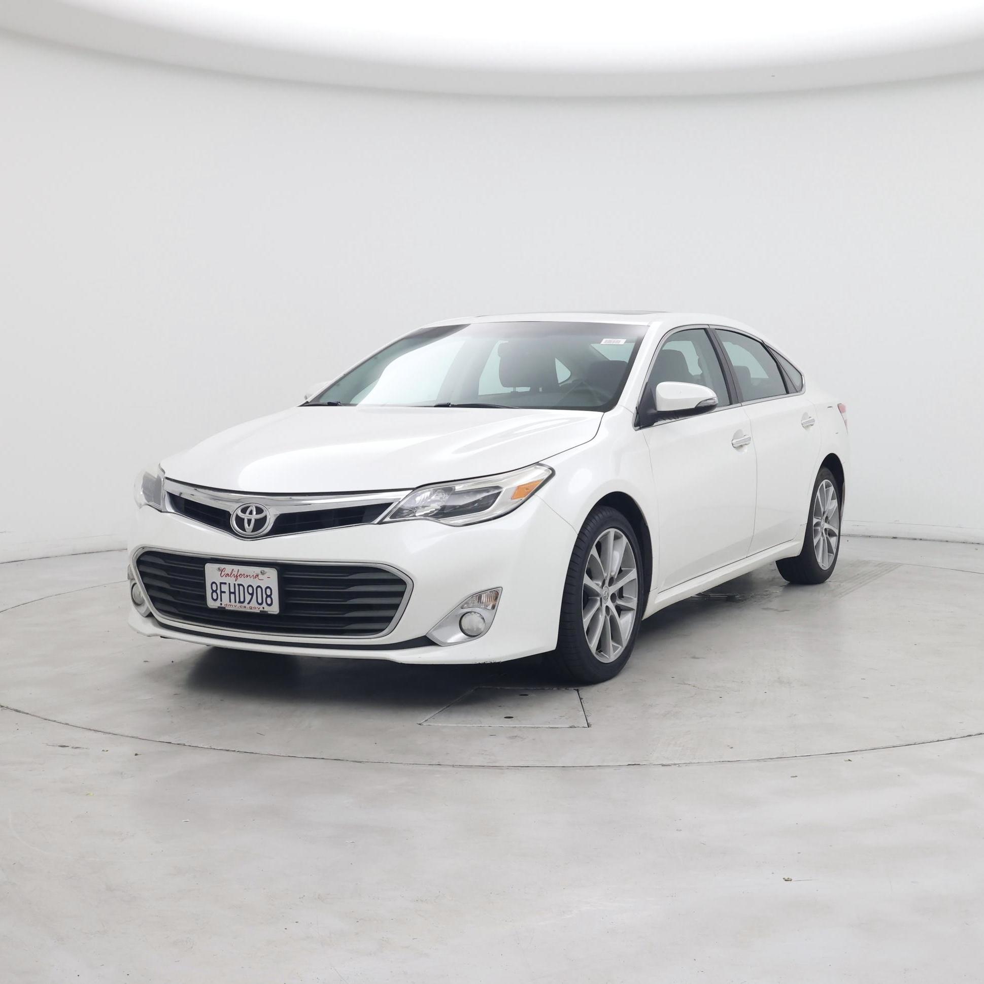 Thumbnail: 2015 Toyota Avalon - 4