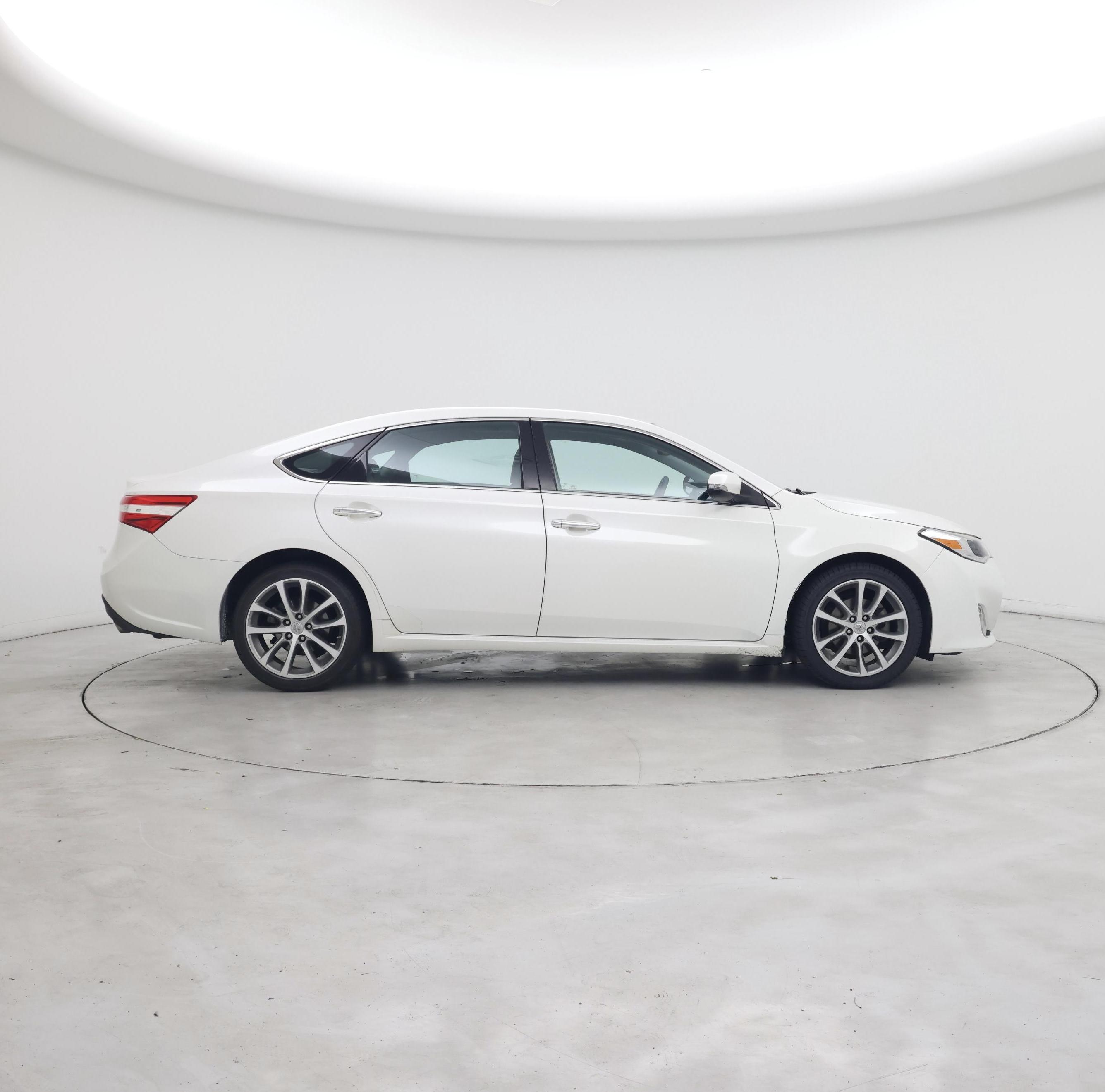 Thumbnail: 2015 Toyota Avalon - 7