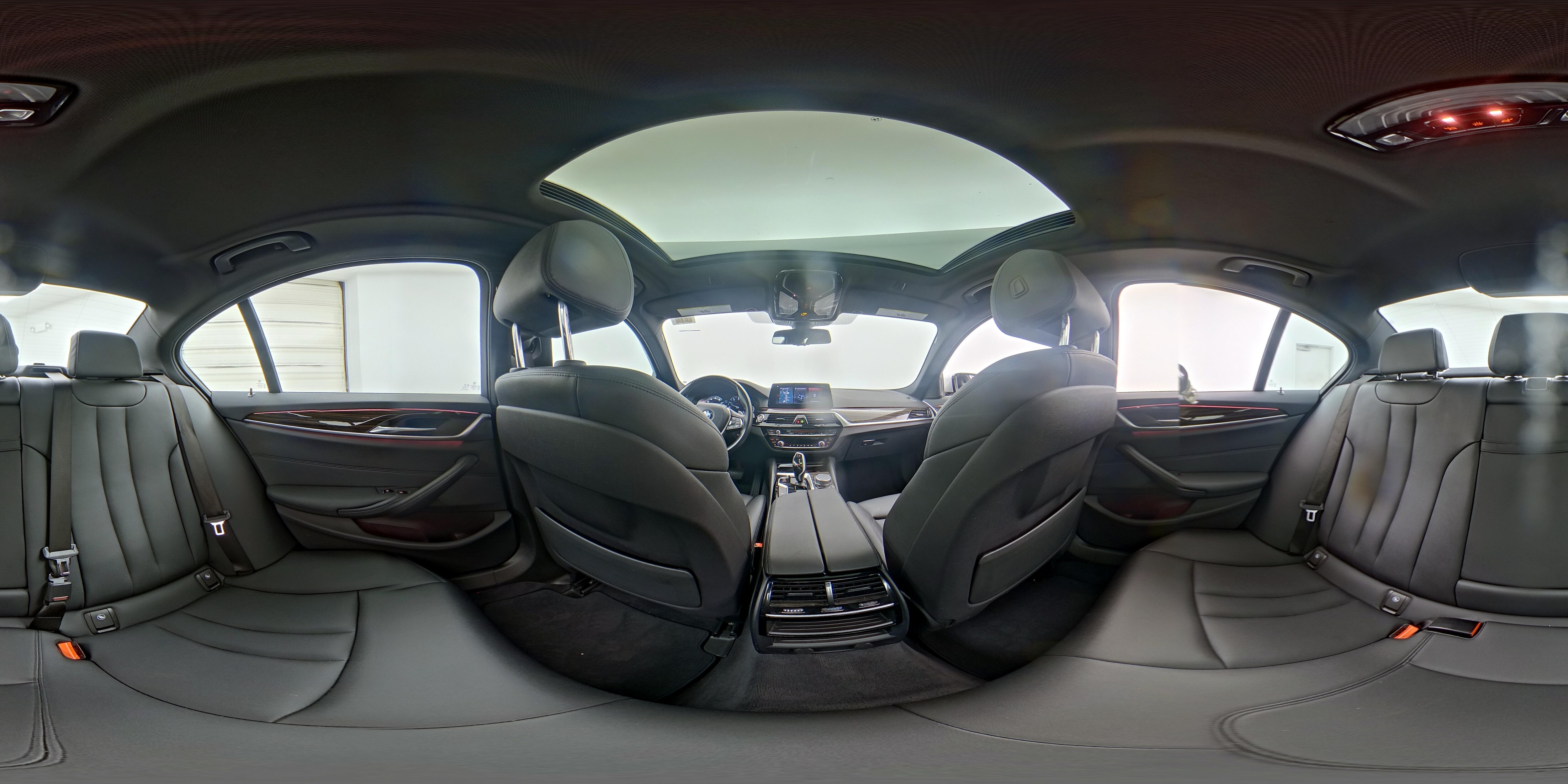 2019 BMW 5 Series 530i - Photo 27