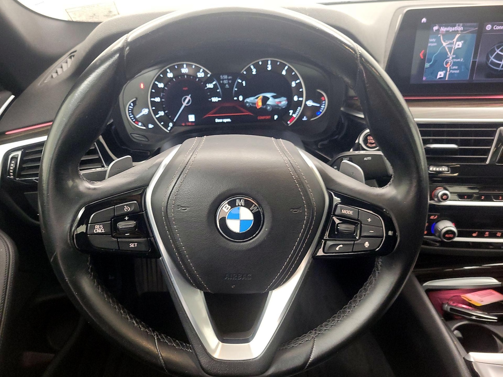 2019 BMW 5 Series 530i - Photo 11