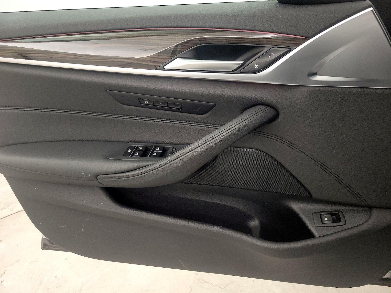 2019 BMW 5 Series 530i - Photo 13