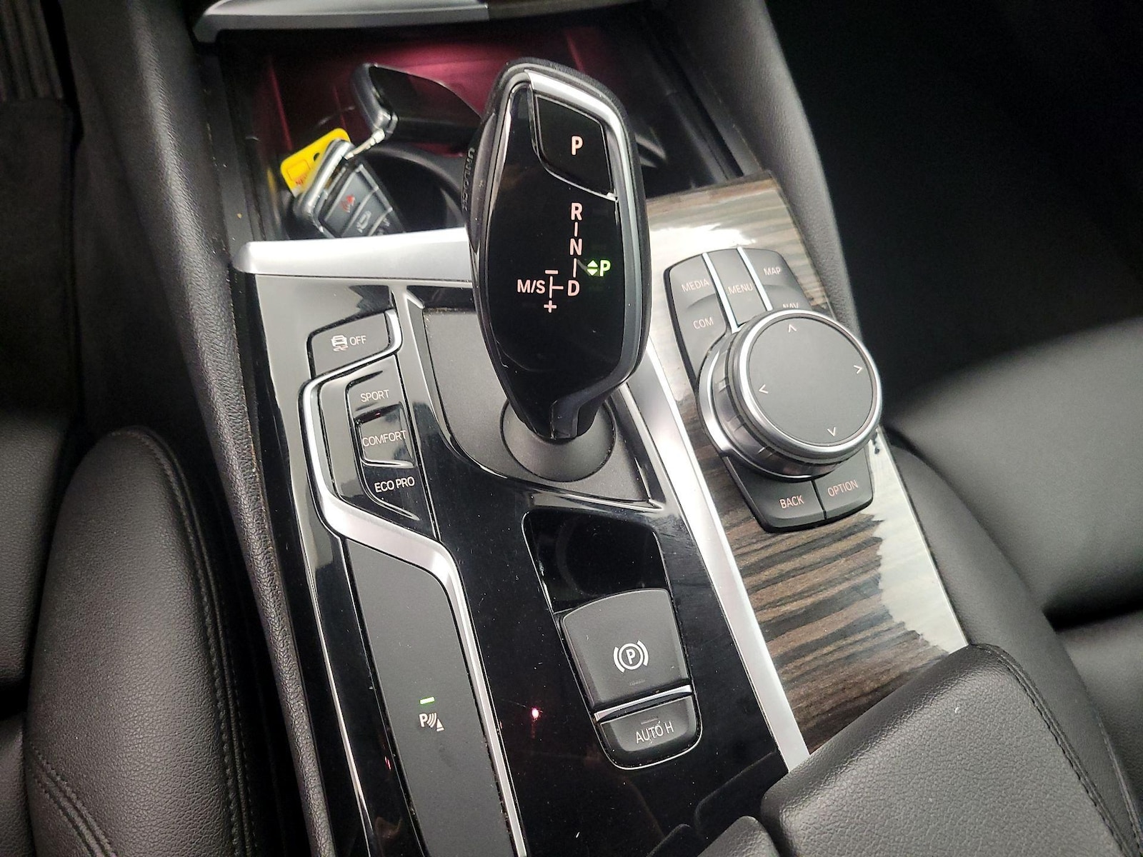 2019 BMW 5 Series 530i - Photo 19