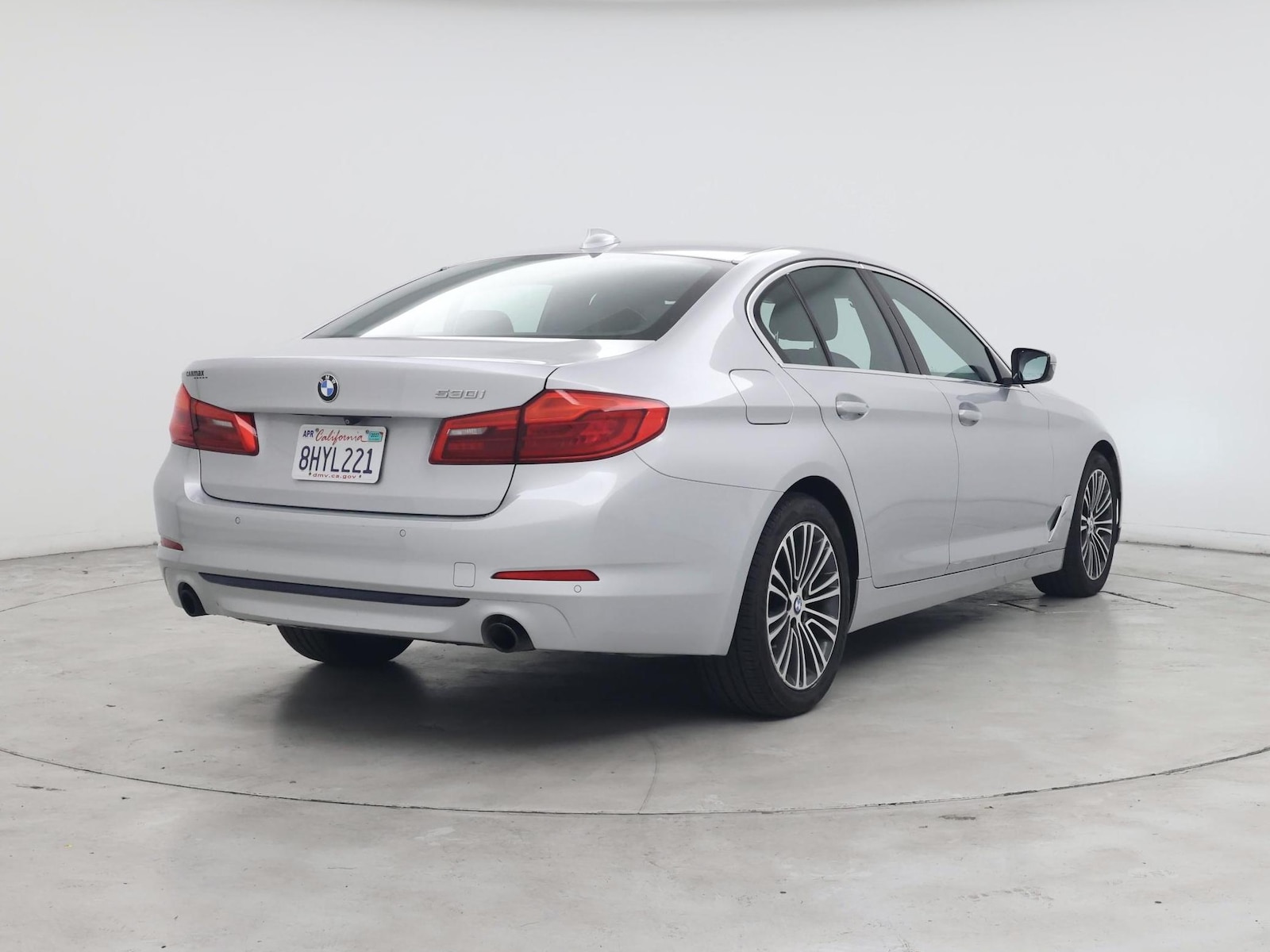 2019 BMW 5 Series 530i - Photo 9