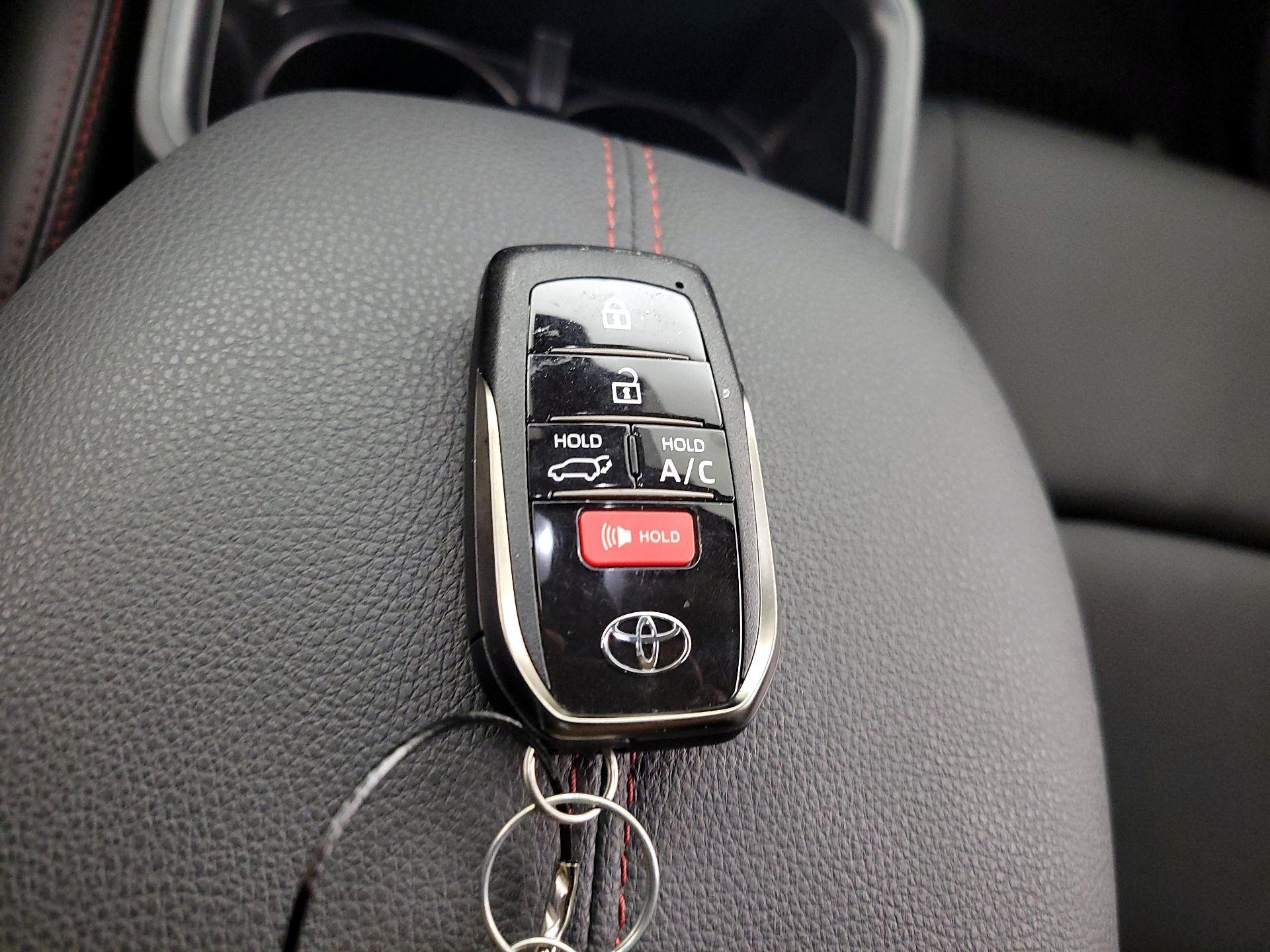 Thumbnail: 2024 Toyota RAV4 - 20
