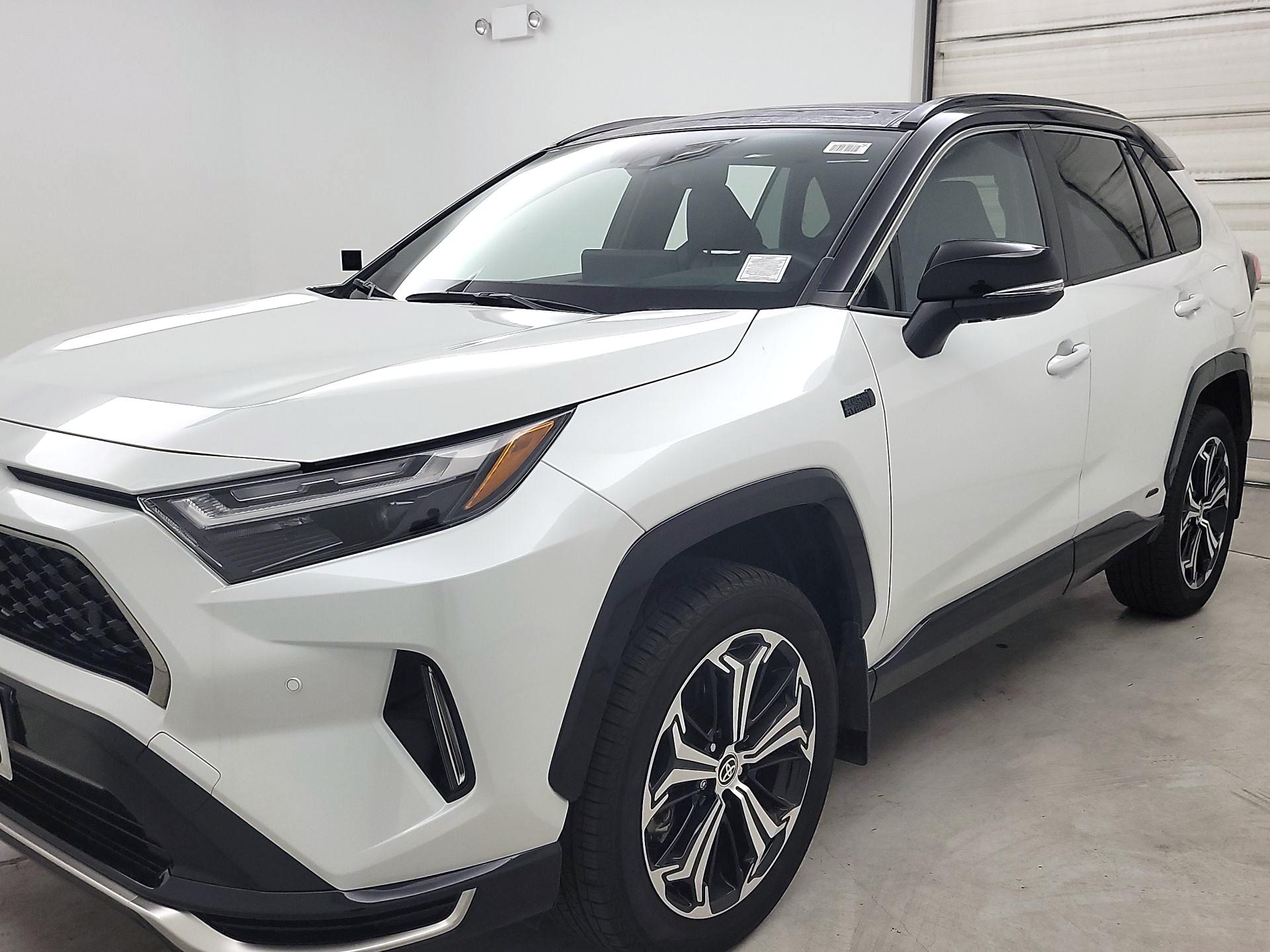 Thumbnail: 2024 Toyota RAV4 - 3