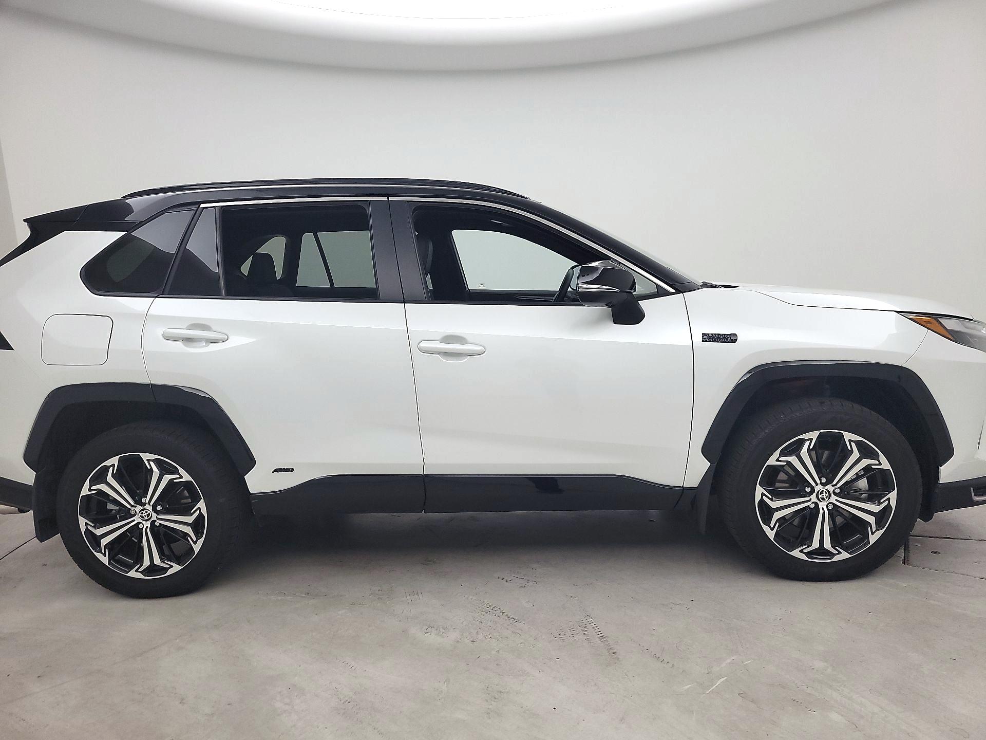 Thumbnail: 2024 Toyota RAV4 - 4
