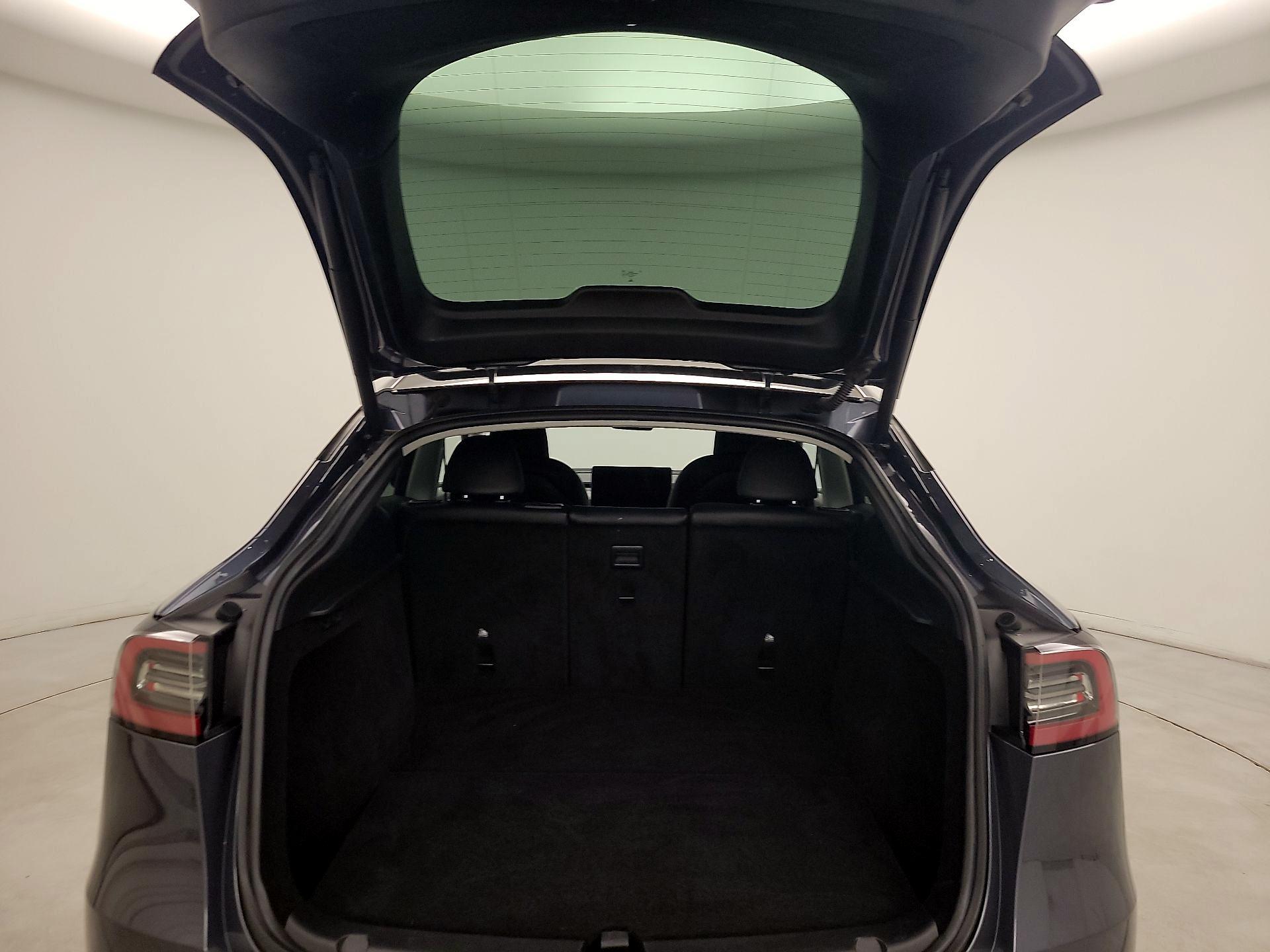 Thumbnail: 2023 Tesla Model Y - 19