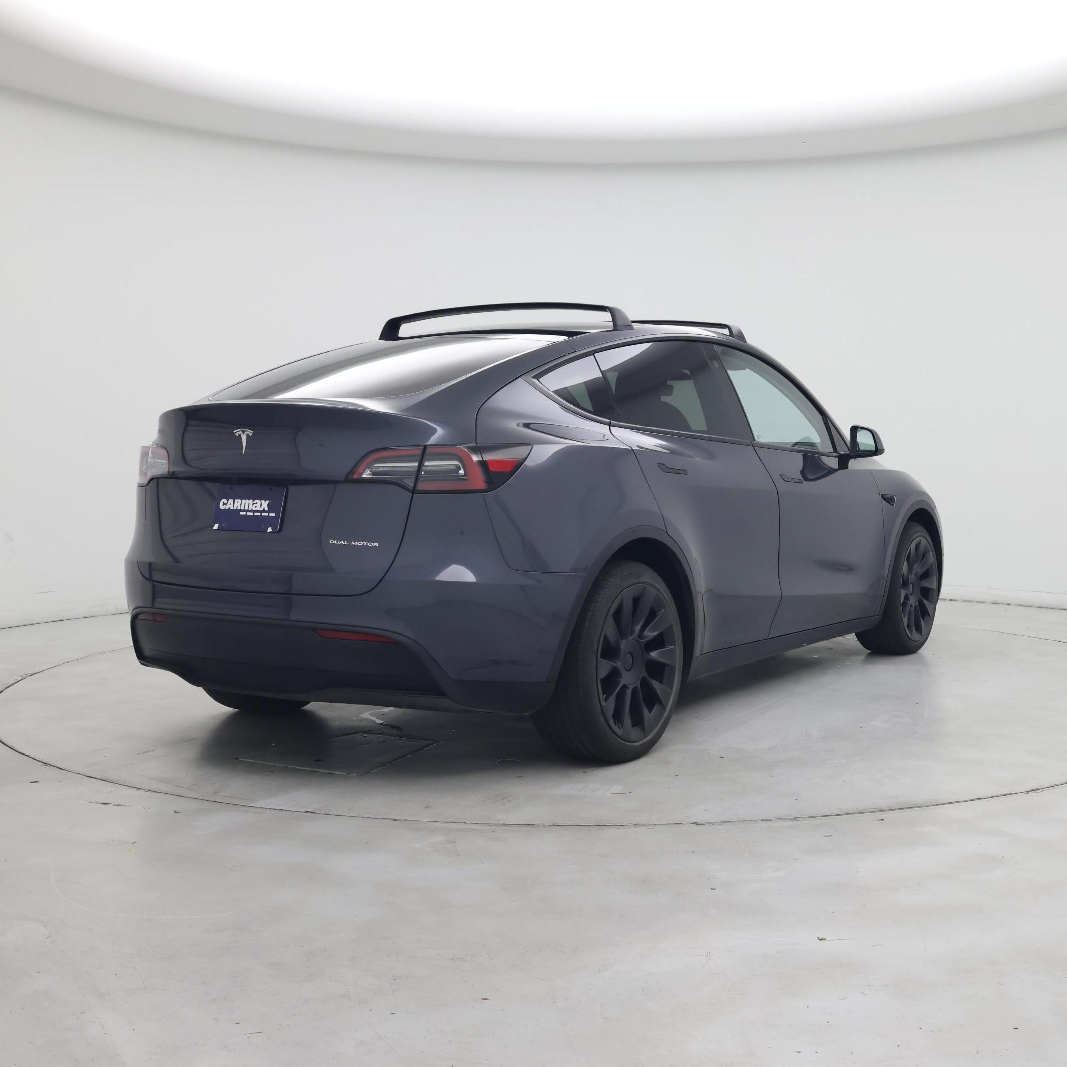 Thumbnail: 2023 Tesla Model Y - 8