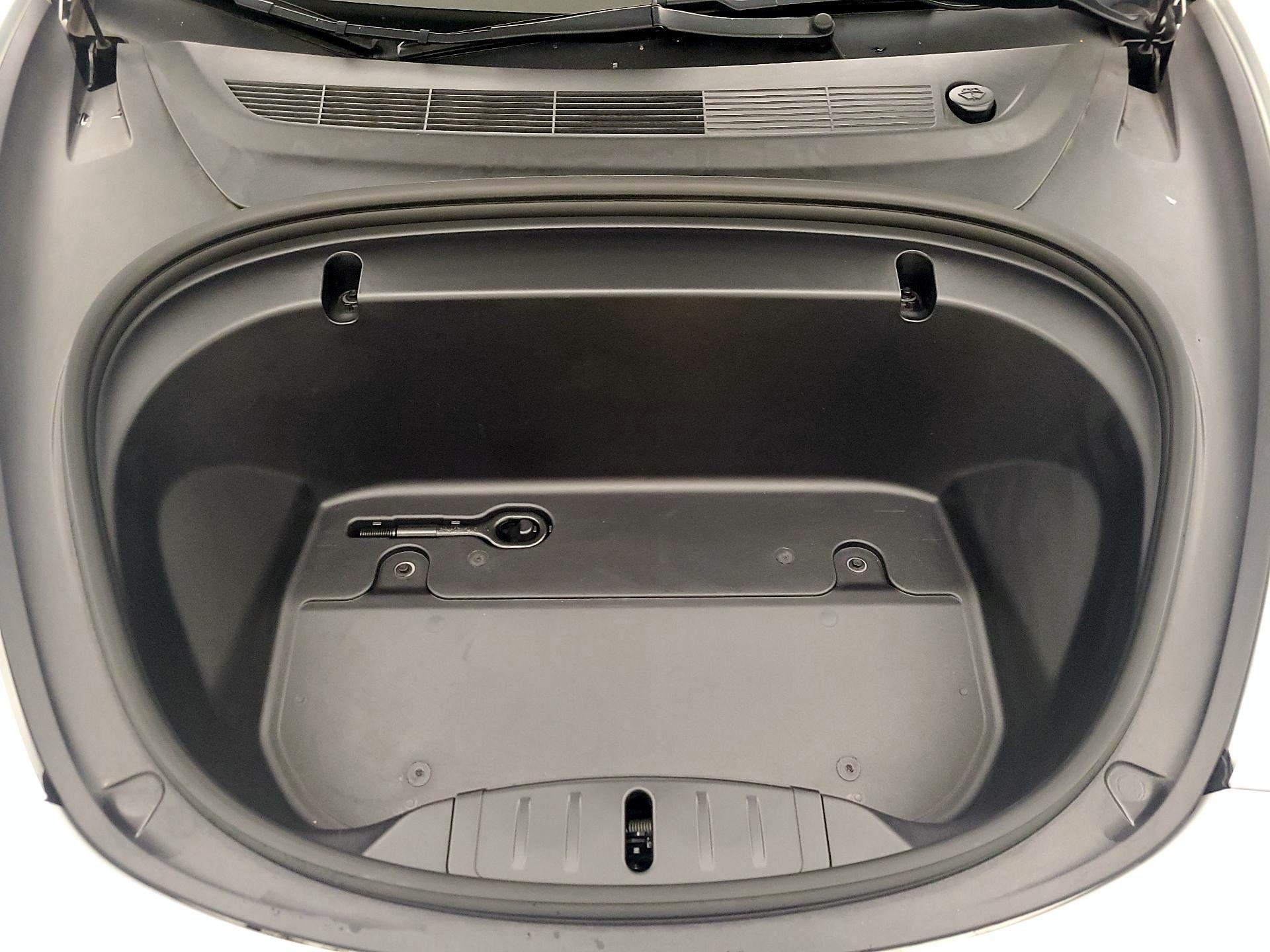Thumbnail: 2020 Tesla Model 3 - 20
