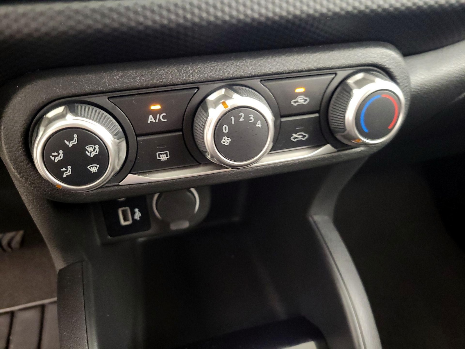 2021 Nissan Kicks S - Photo 15