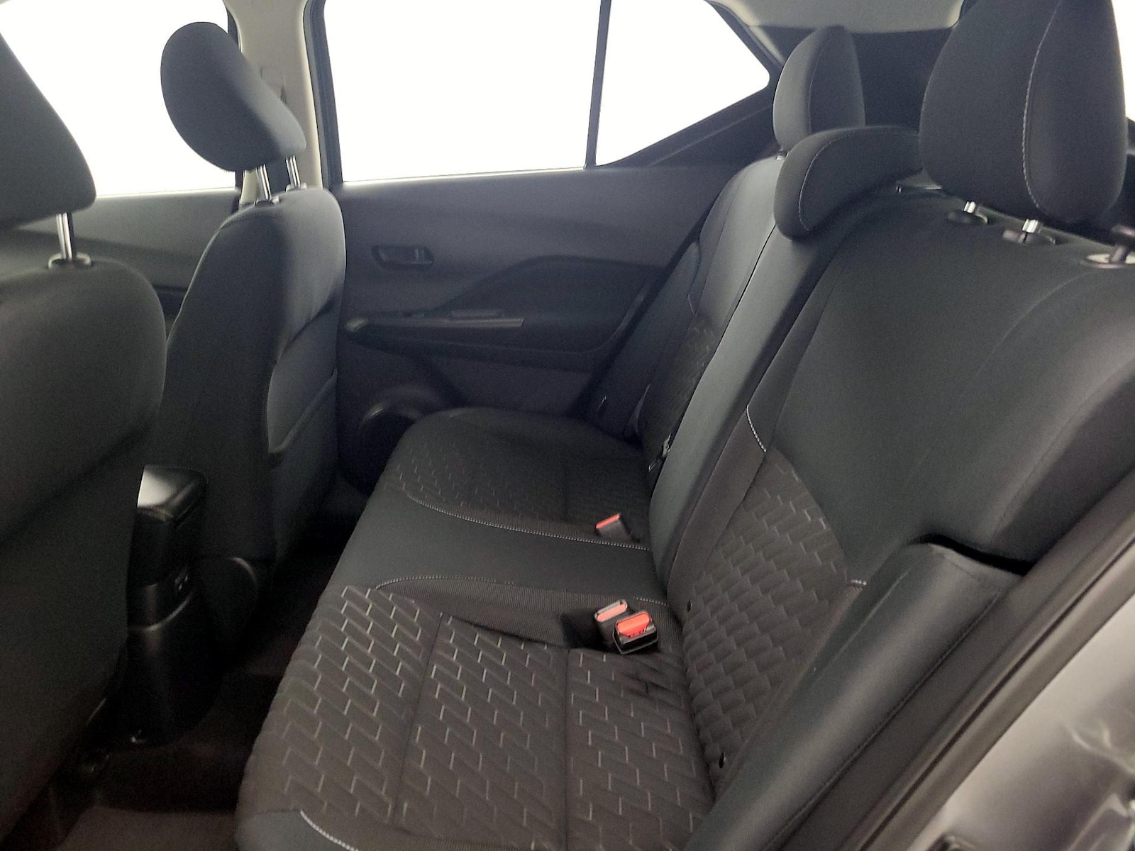 2021 Nissan Kicks S - Photo 18