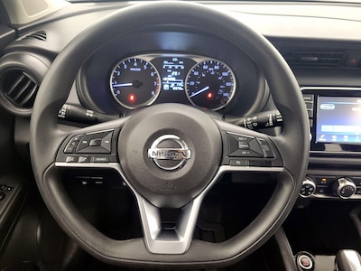 Steering Wheel & Instrument Cluster (On)