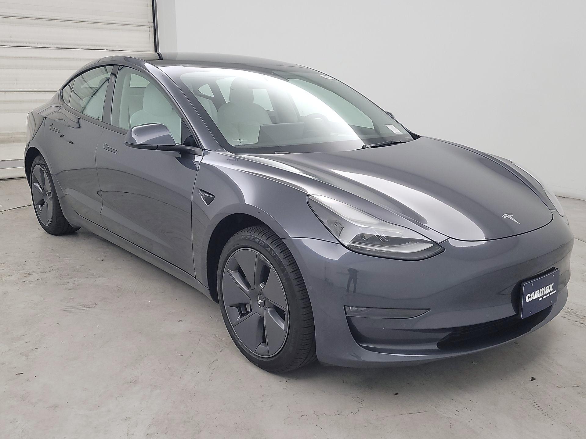 Thumbnail: 2022 Tesla Model 3 - 1