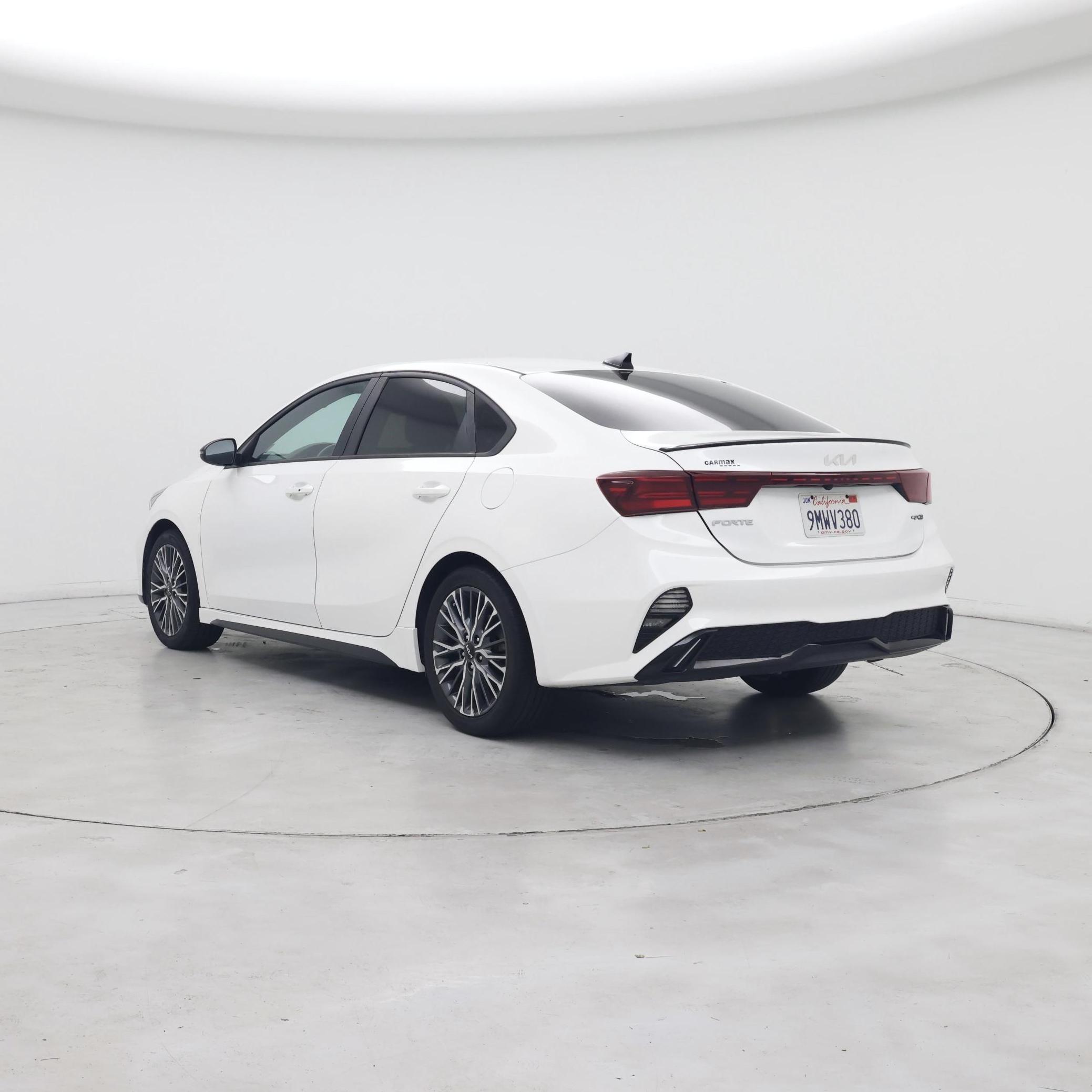 Thumbnail: 2022 Kia Forte - 2