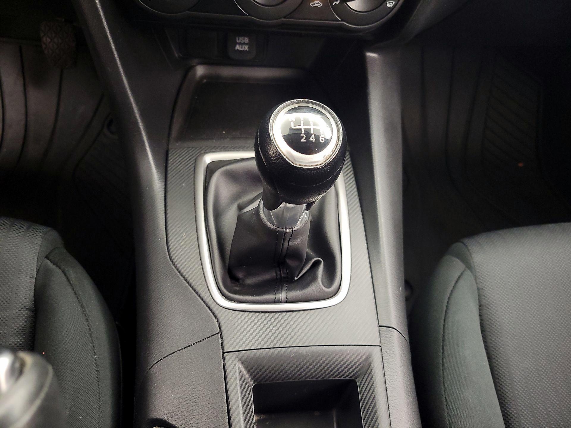 Thumbnail: 2014 Mazda Mazda3 - 16