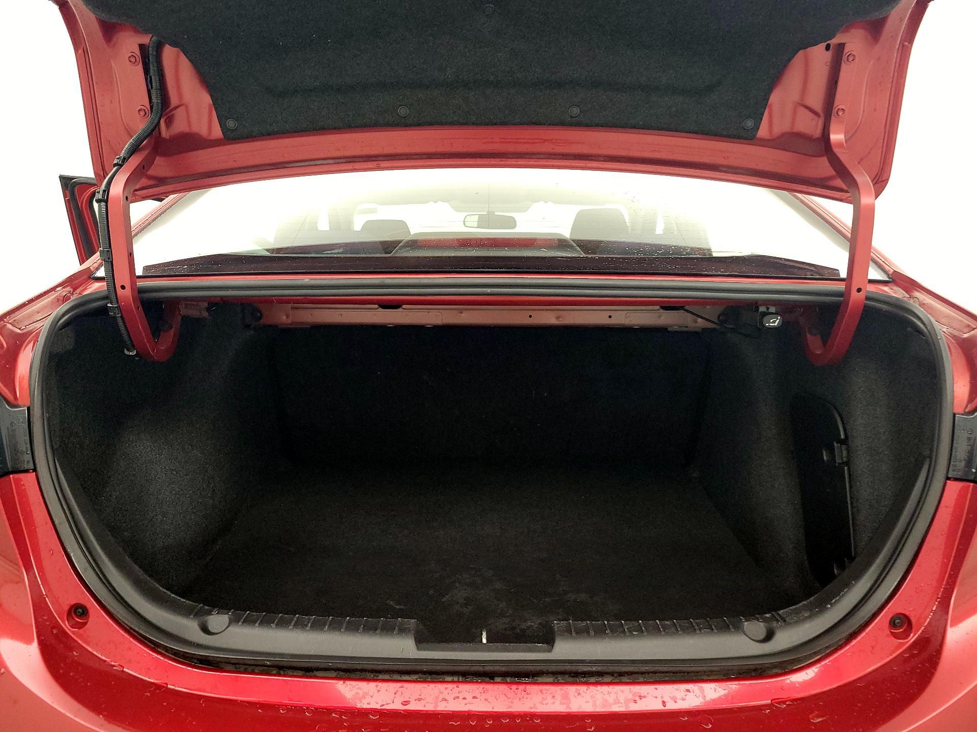 Thumbnail: 2014 Mazda Mazda3 - 19