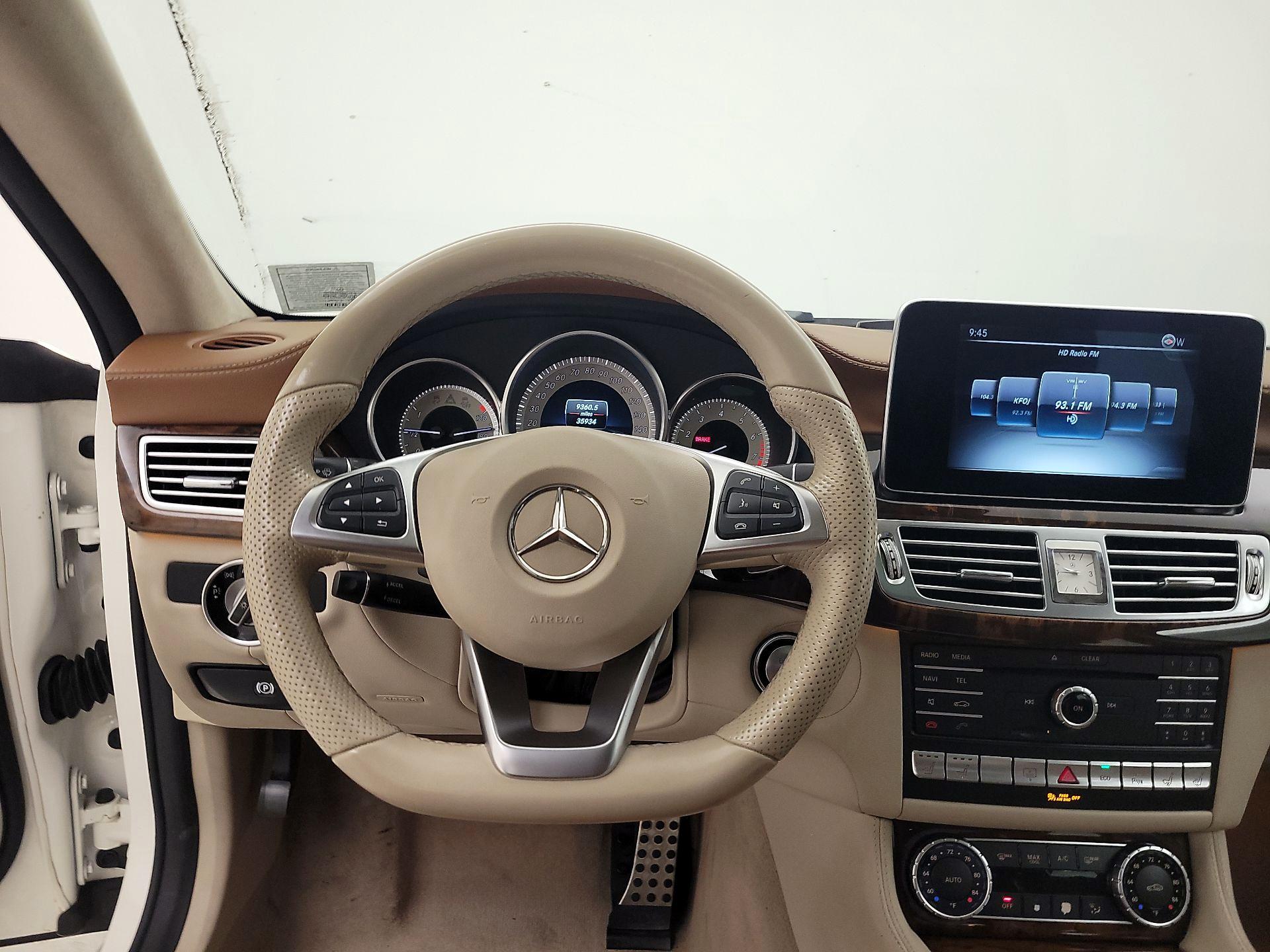 Thumbnail: 2018 Mercedes-Benz CLS - 10