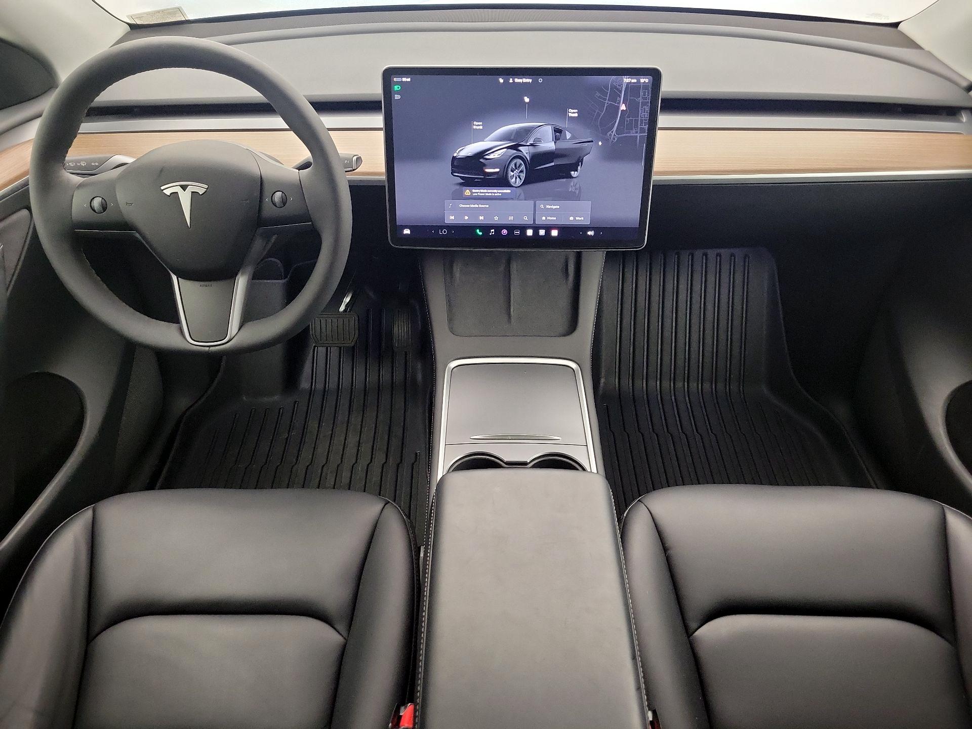Thumbnail: 2024 Tesla Model Y - 9