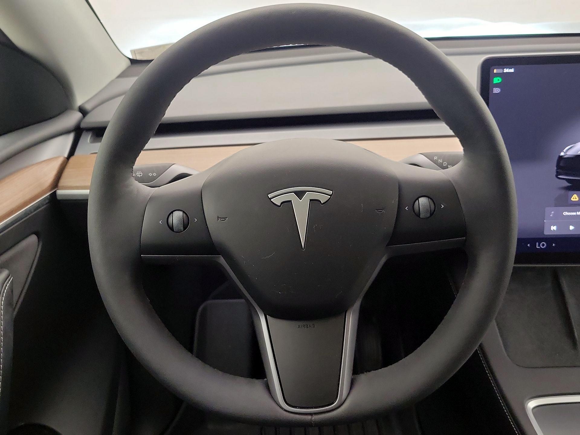 Thumbnail: 2024 Tesla Model Y - 10
