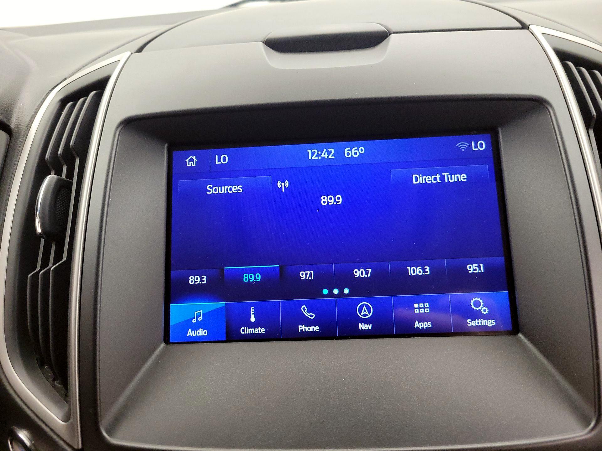 Thumbnail: 2019 Ford Edge - 16