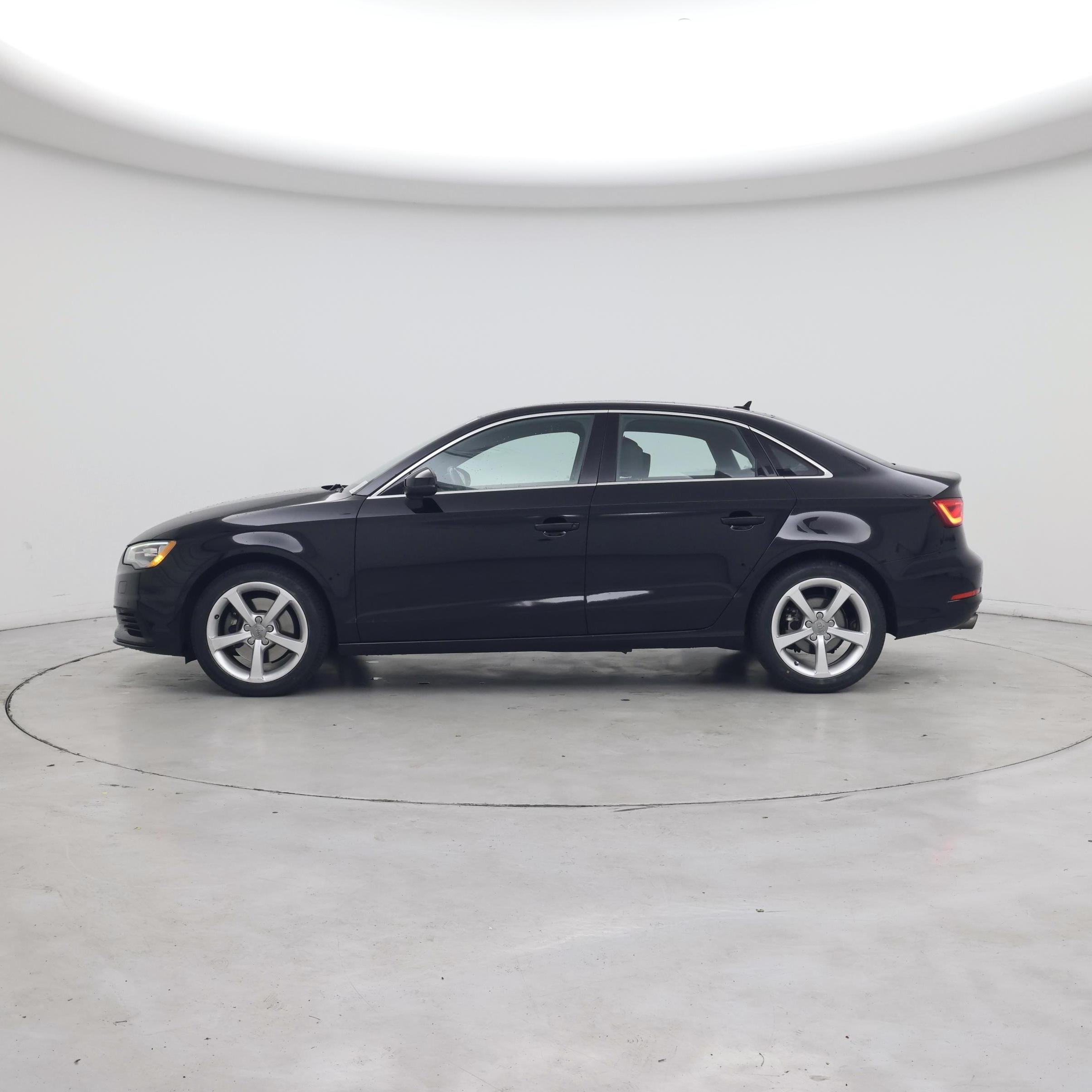 Thumbnail: 2015 Audi A3 - 3