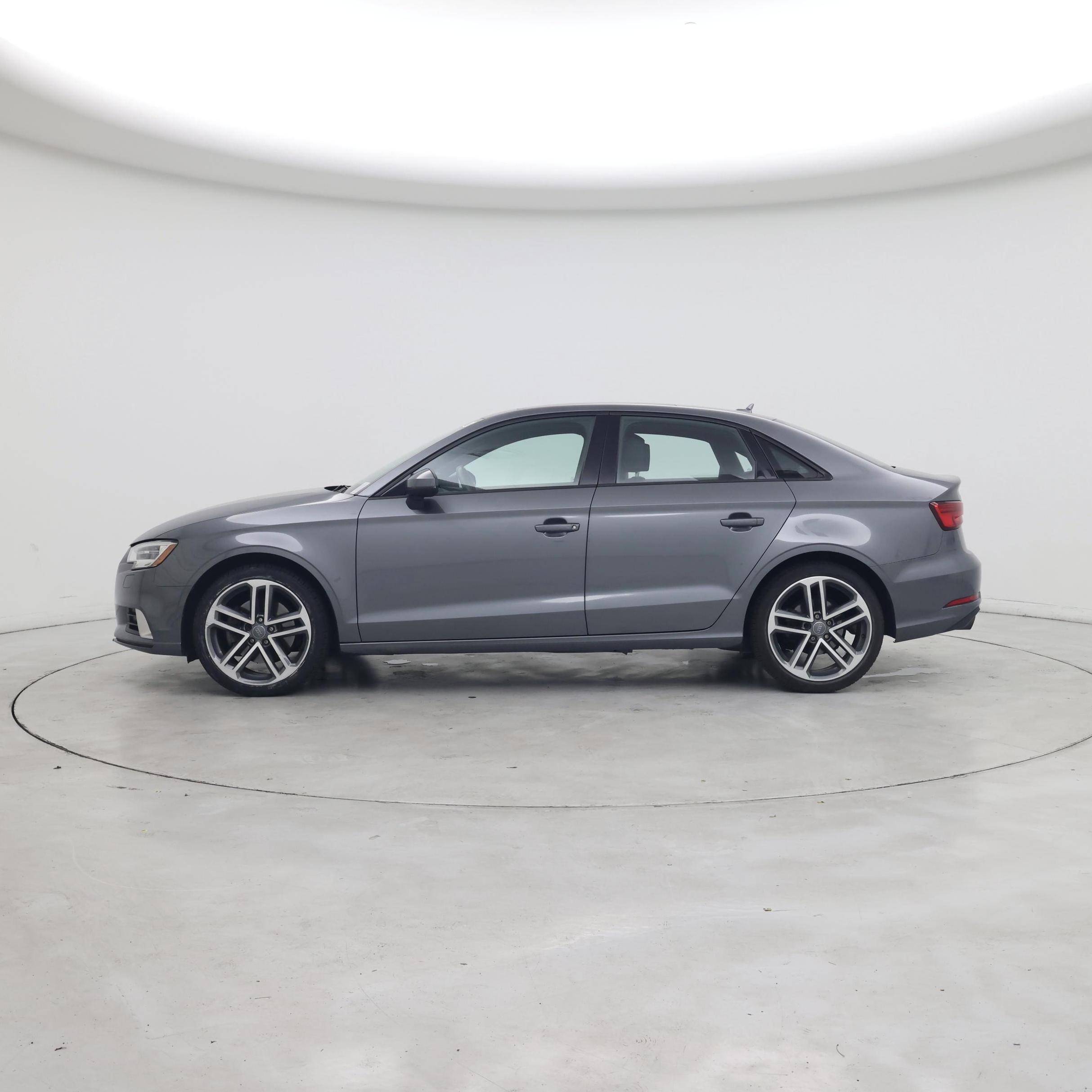Thumbnail: 2017 Audi A3 - 3