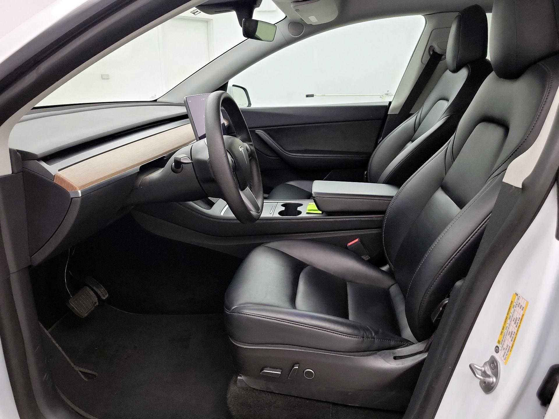 Thumbnail: 2022 Tesla Model Y - 11