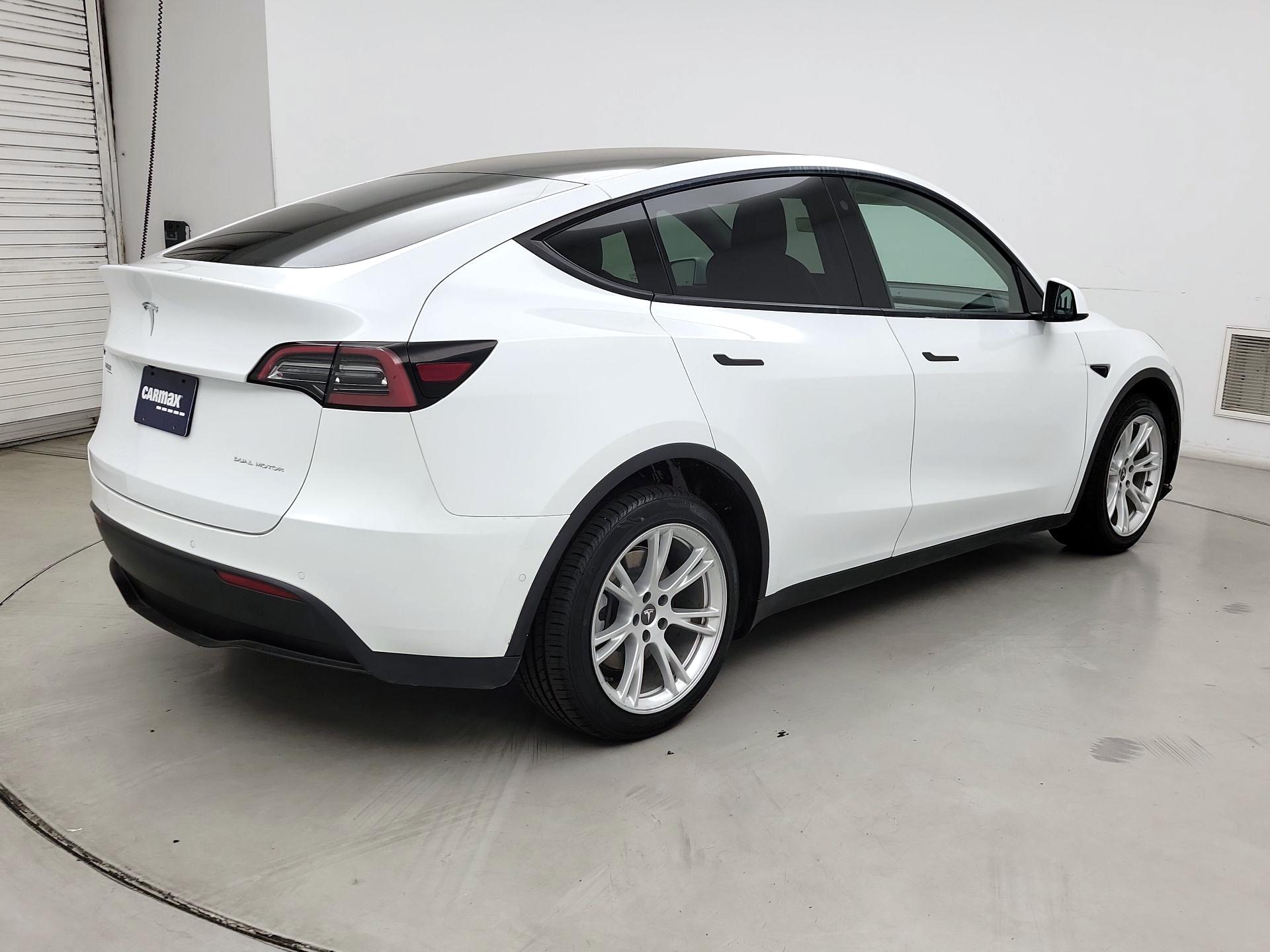 Thumbnail: 2022 Tesla Model Y - 5
