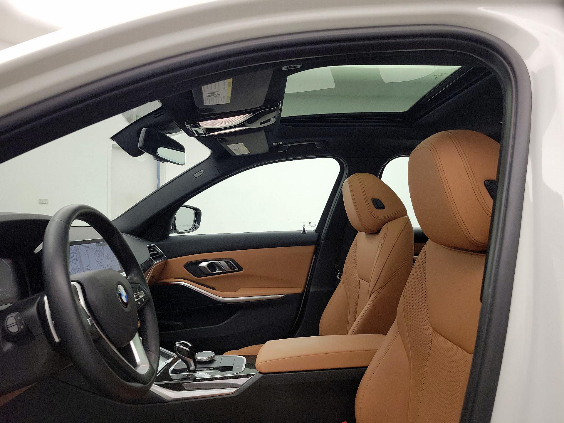 Thumbnail: 2022 BMW 3 Series - 20
