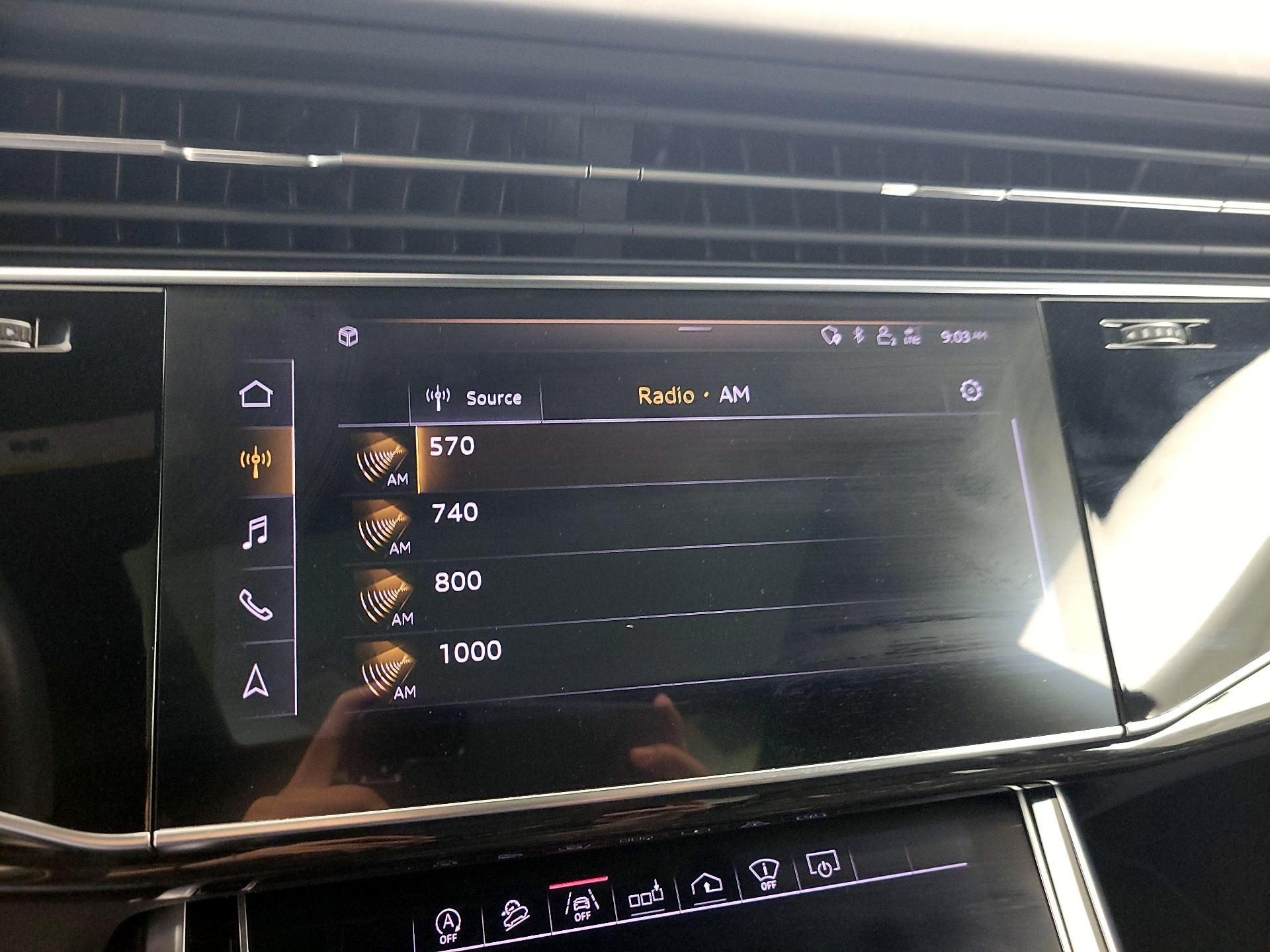 Thumbnail: 2019 Audi Q8 - 16