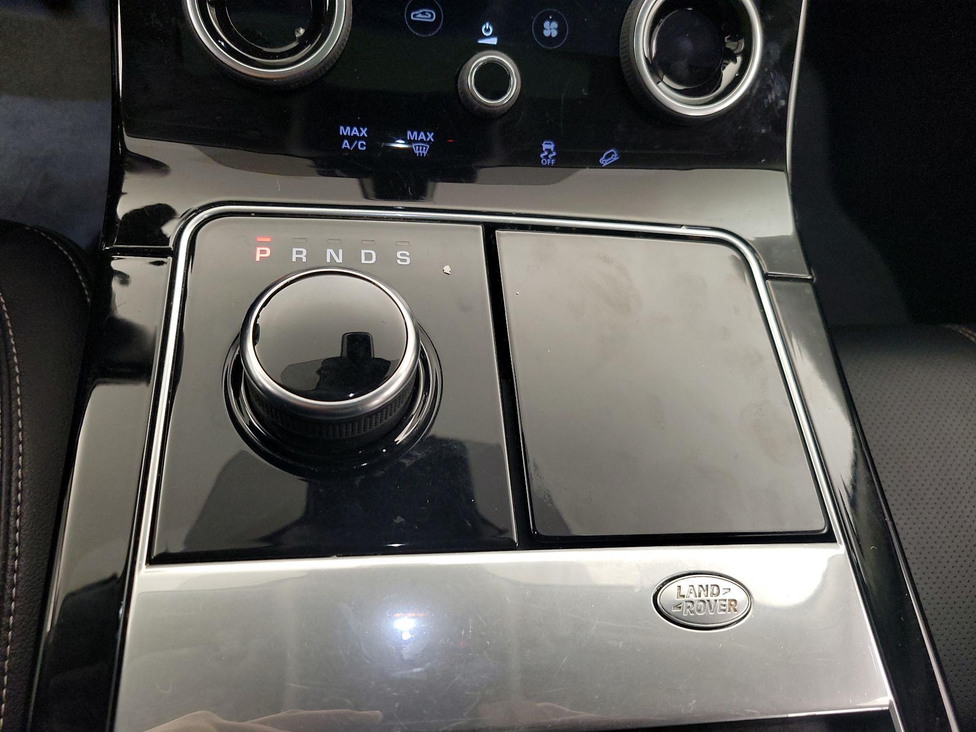 Thumbnail: 2019 Land Rover Range Rover Velar - 17