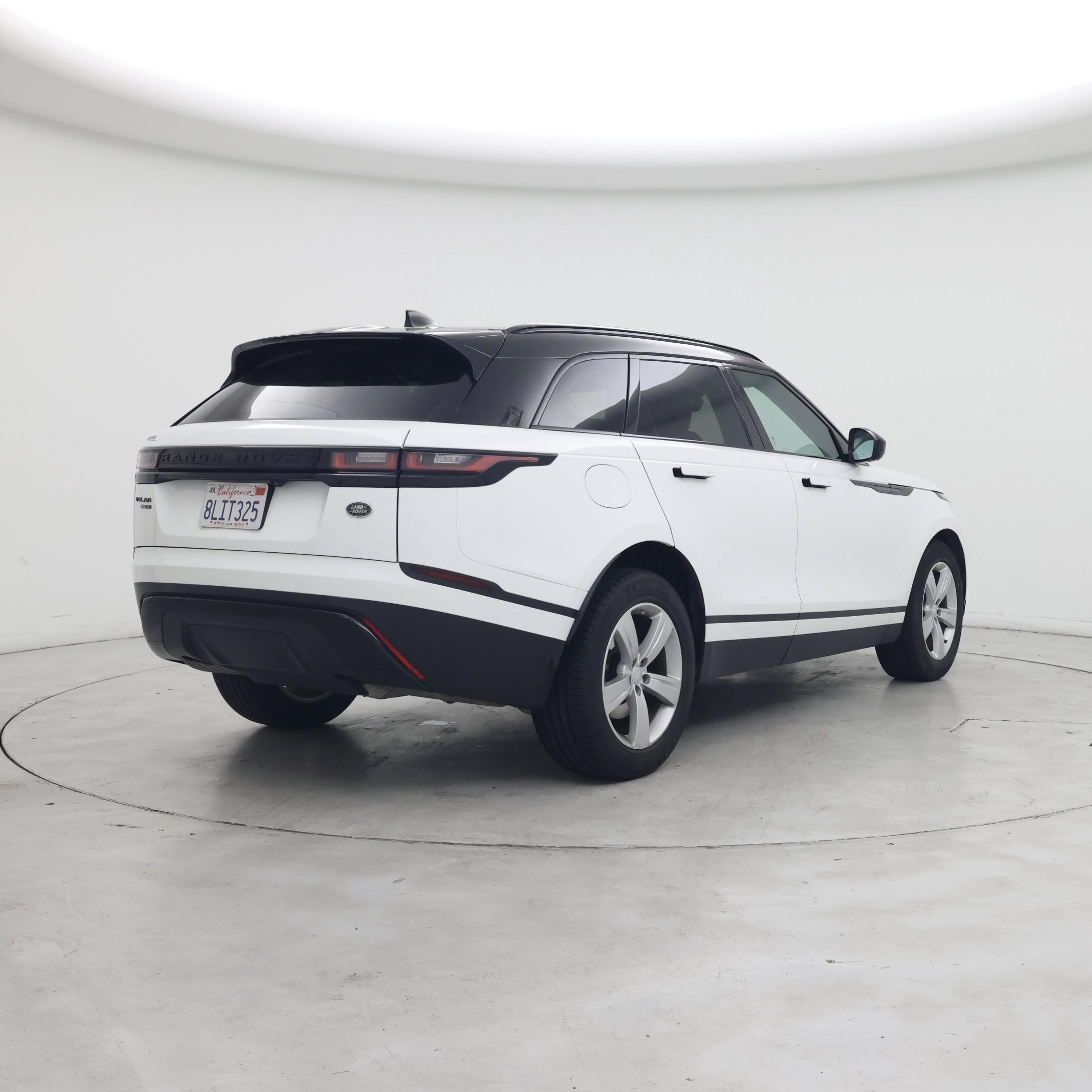 Thumbnail: 2019 Land Rover Range Rover Velar - 8