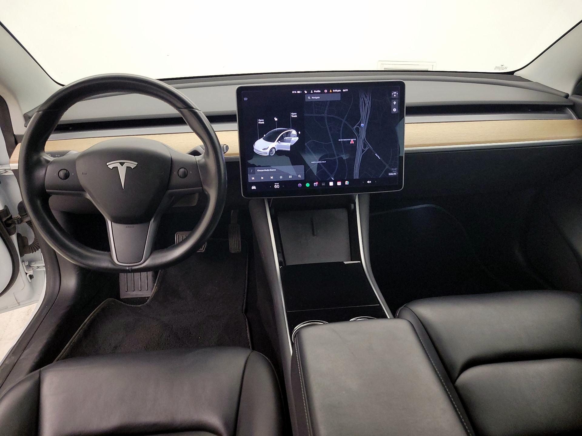 Thumbnail: 2019 Tesla Model 3 - 9