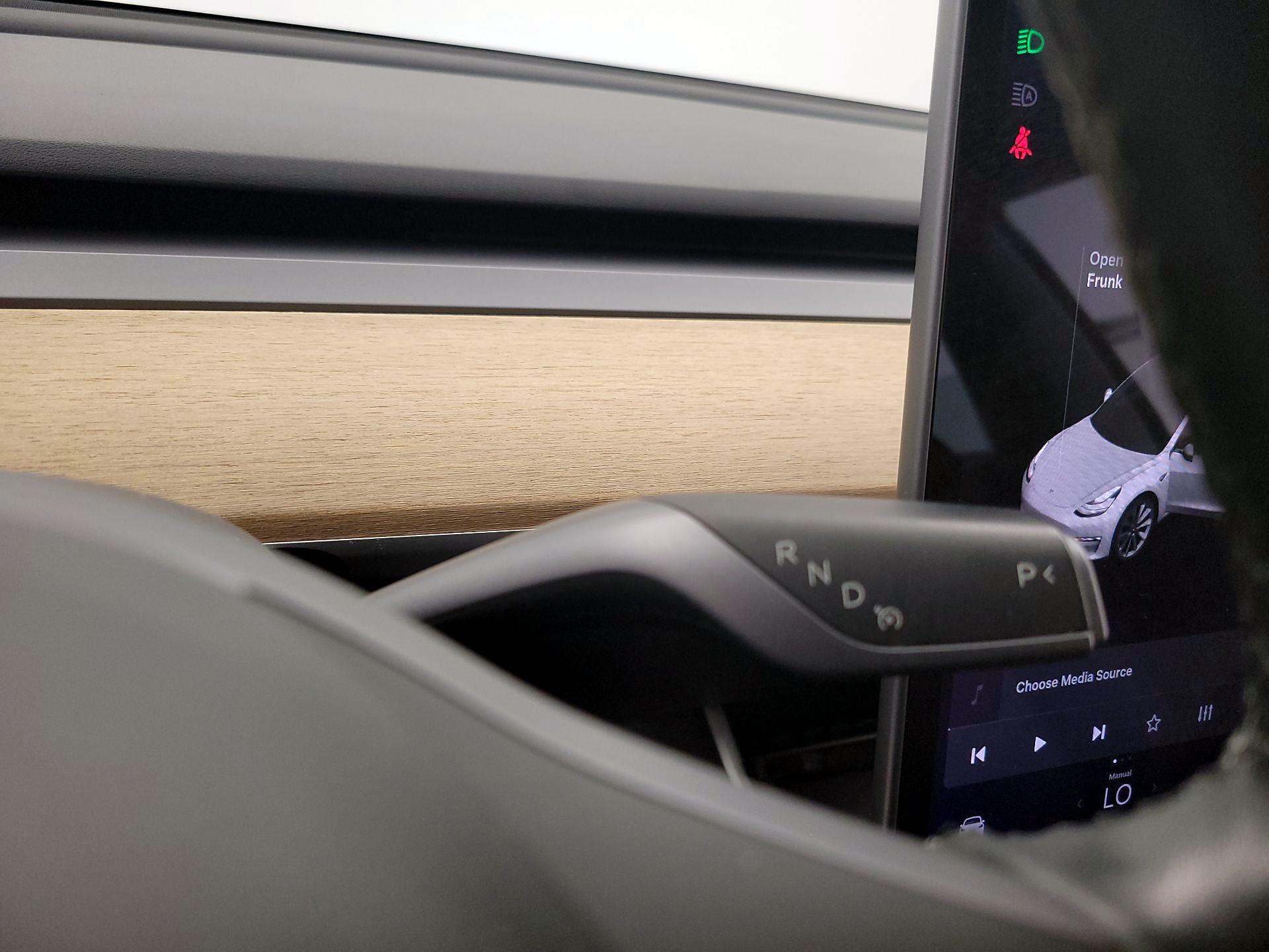 Thumbnail: 2019 Tesla Model 3 - 17