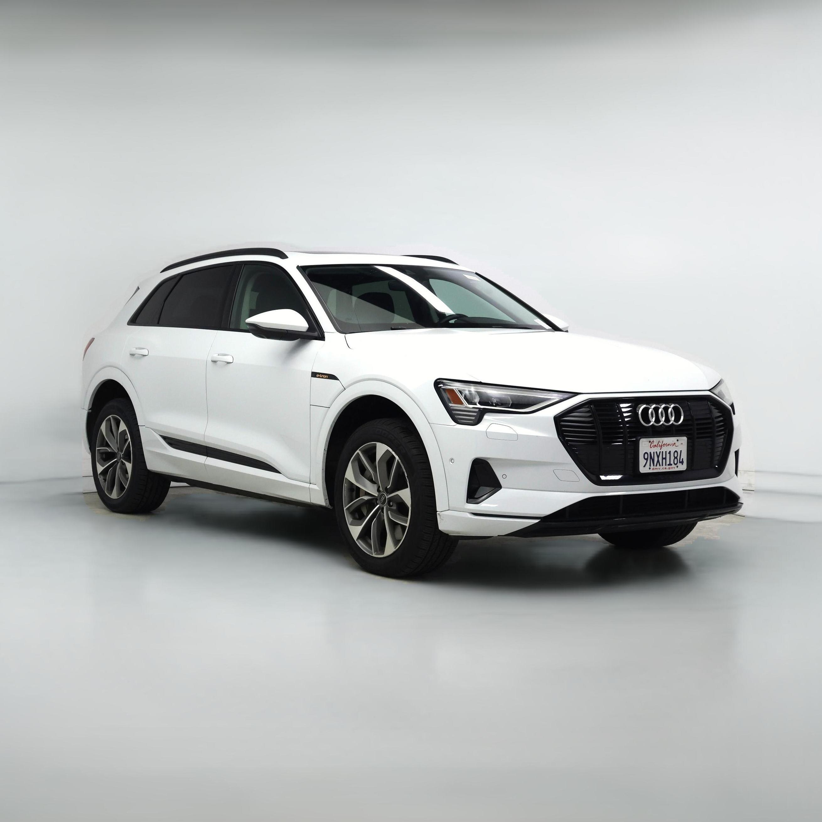 Thumbnail: 2021 Audi e-tron - 1