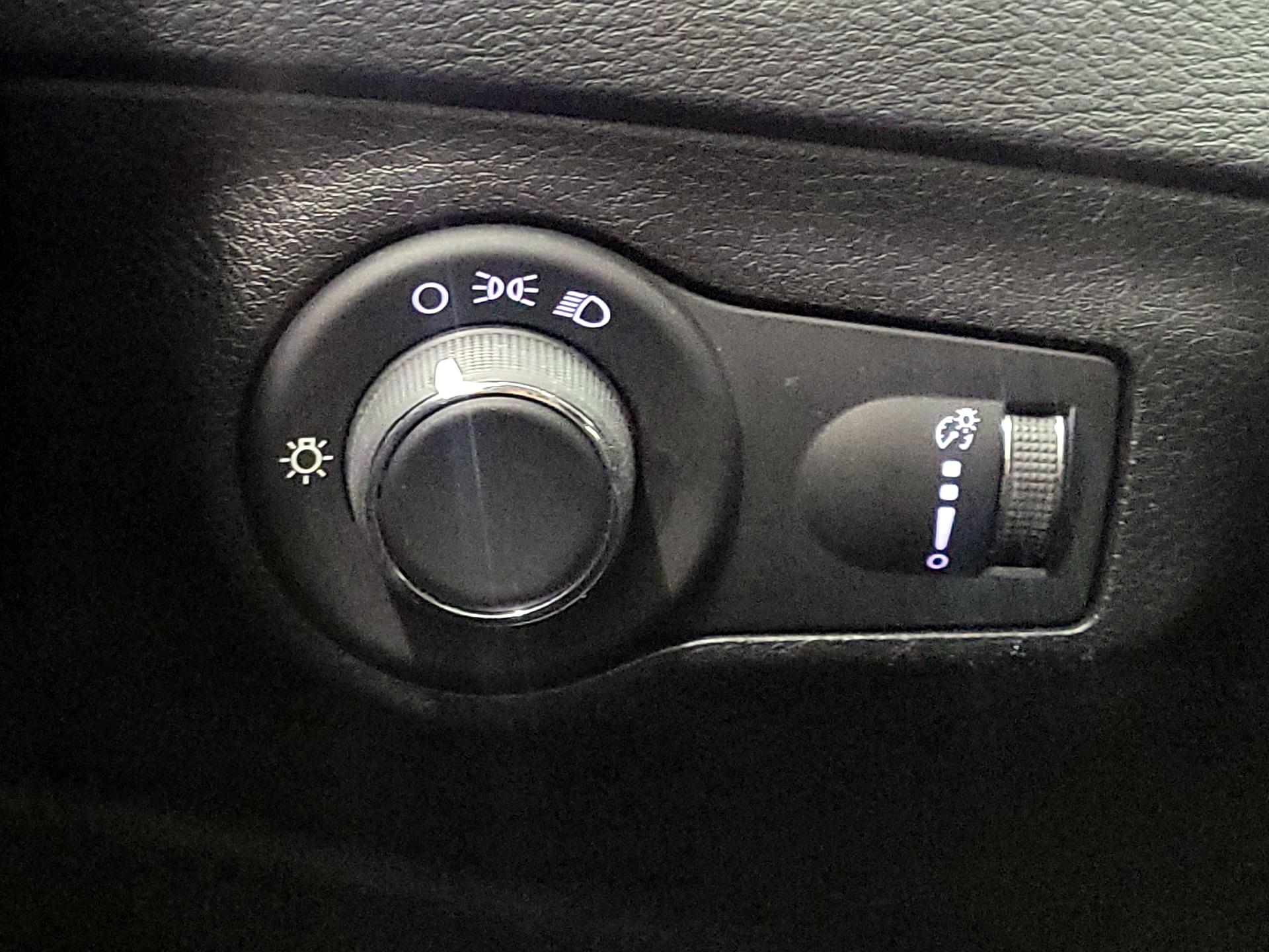 Thumbnail: 2019 Jeep Compass - 13