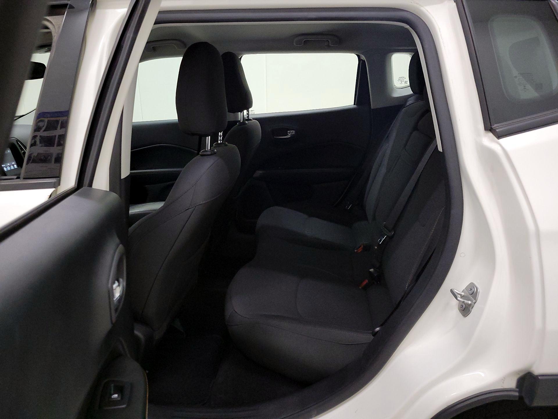 Thumbnail: 2019 Jeep Compass - 19