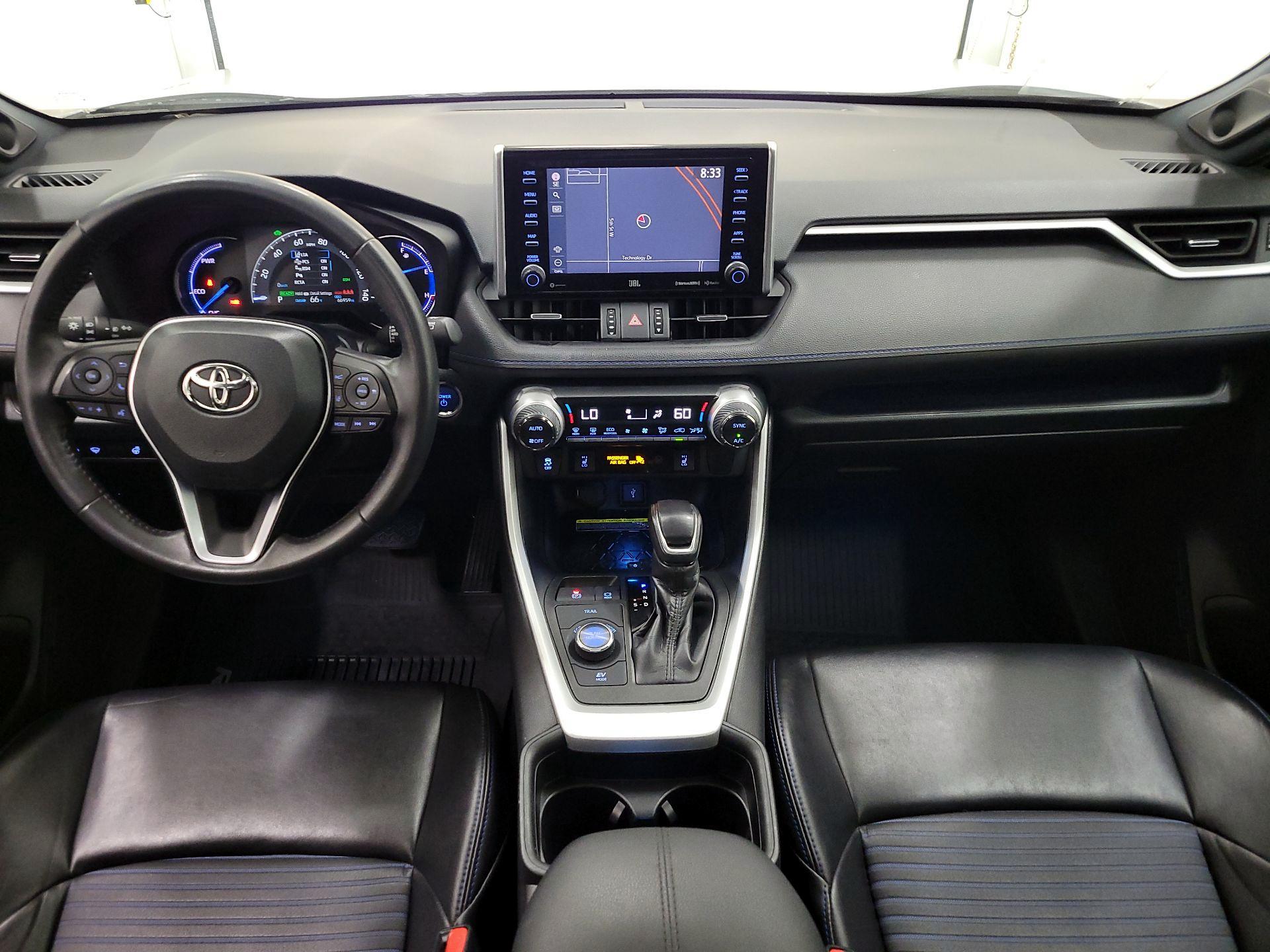 Thumbnail: 2020 Toyota RAV4 - 9