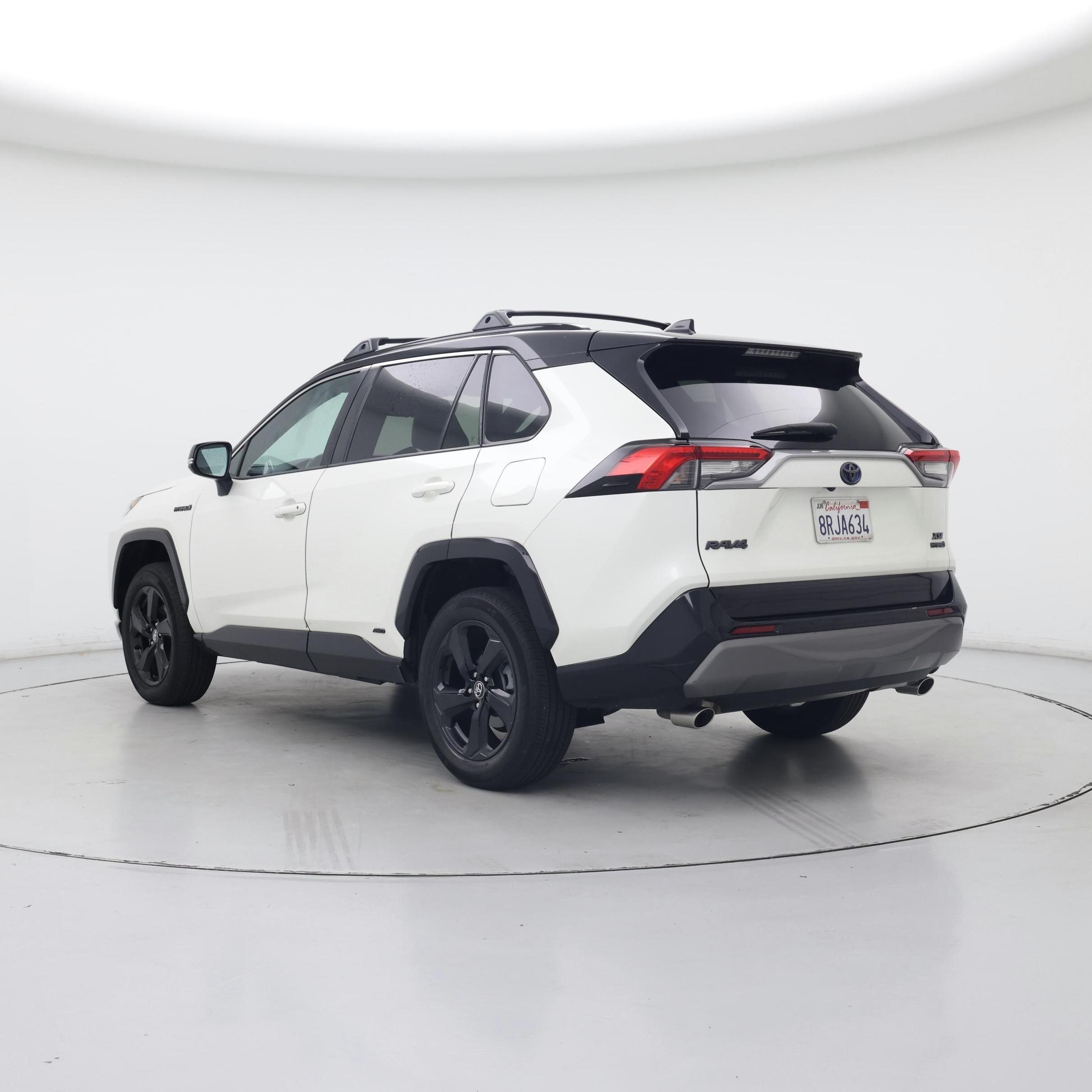 Thumbnail: 2020 Toyota RAV4 - 2