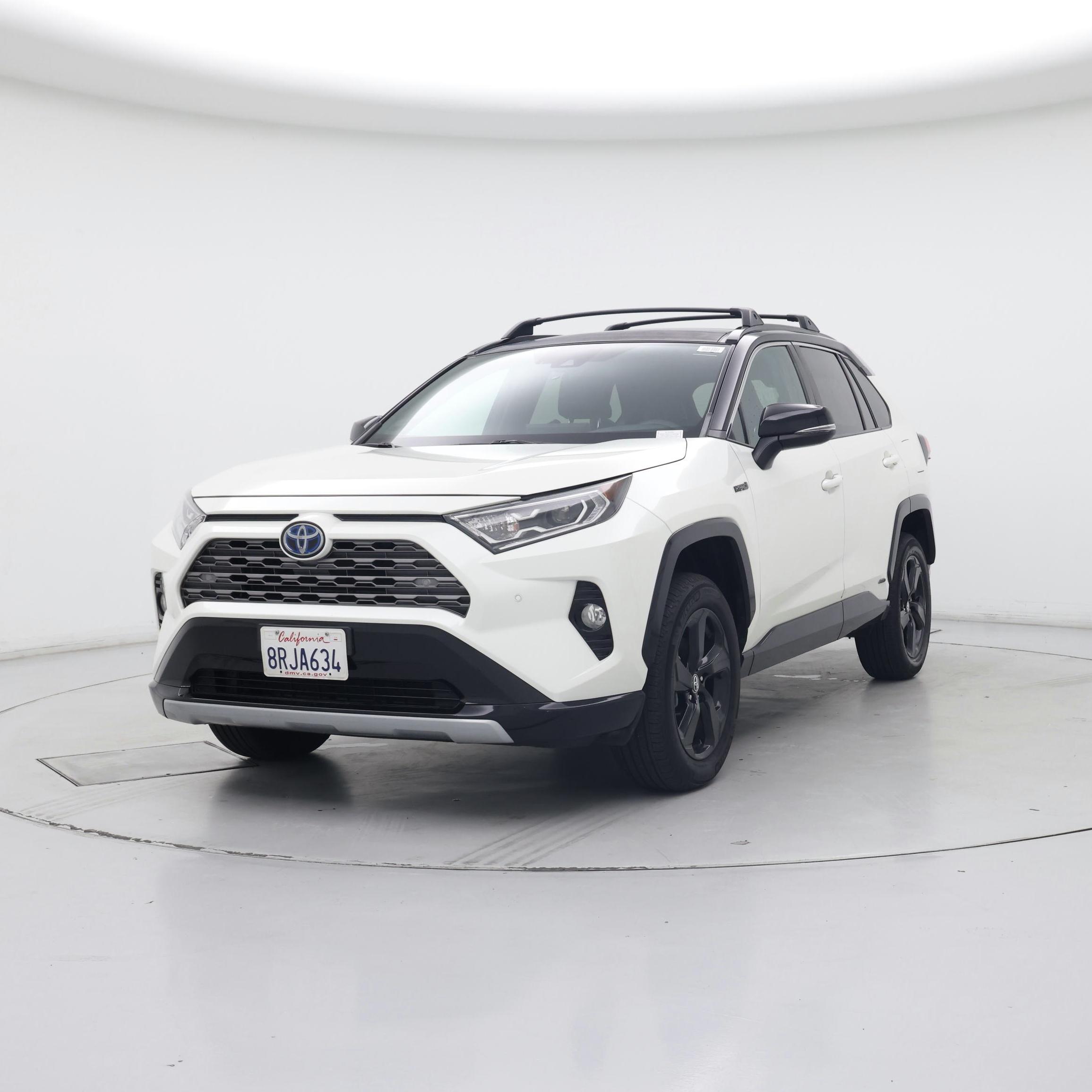 Thumbnail: 2020 Toyota RAV4 - 4